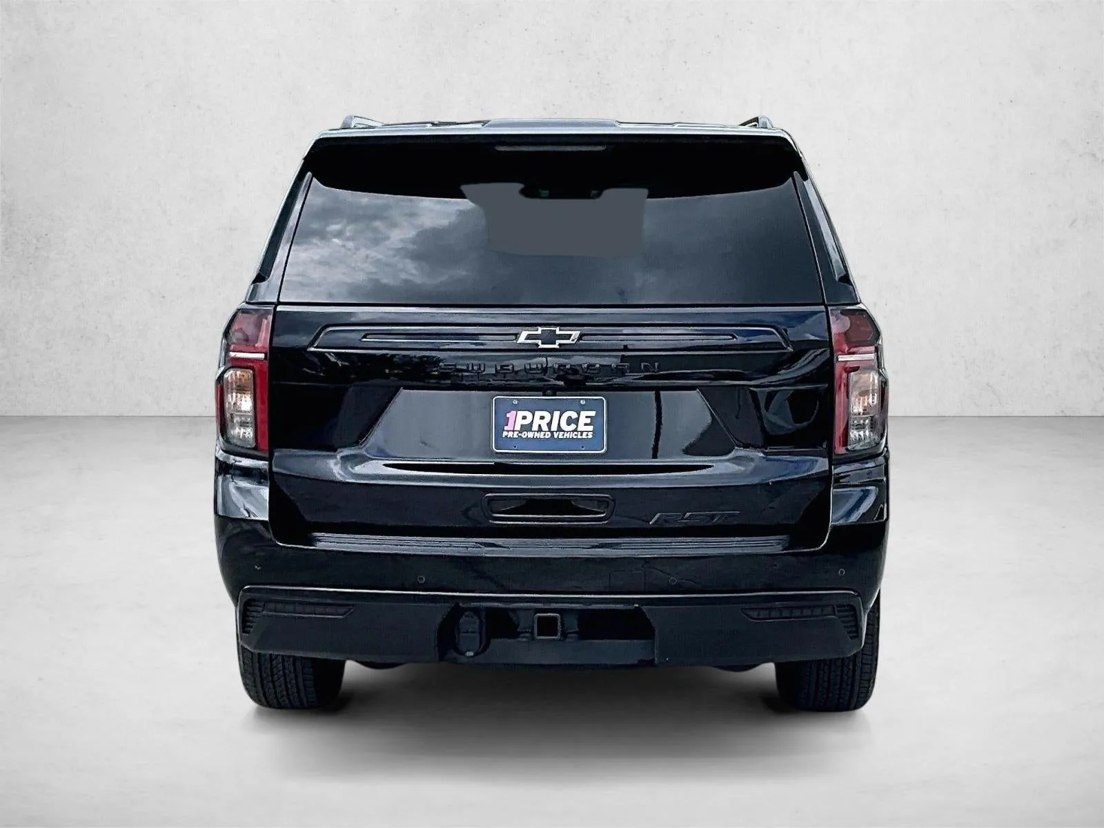 2024 Chevrolet Suburban RST photo 3