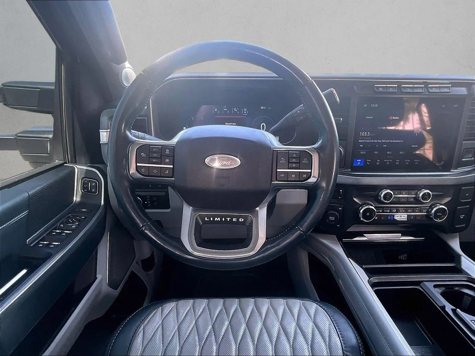 2024 Ford F-450 Limited photo 7