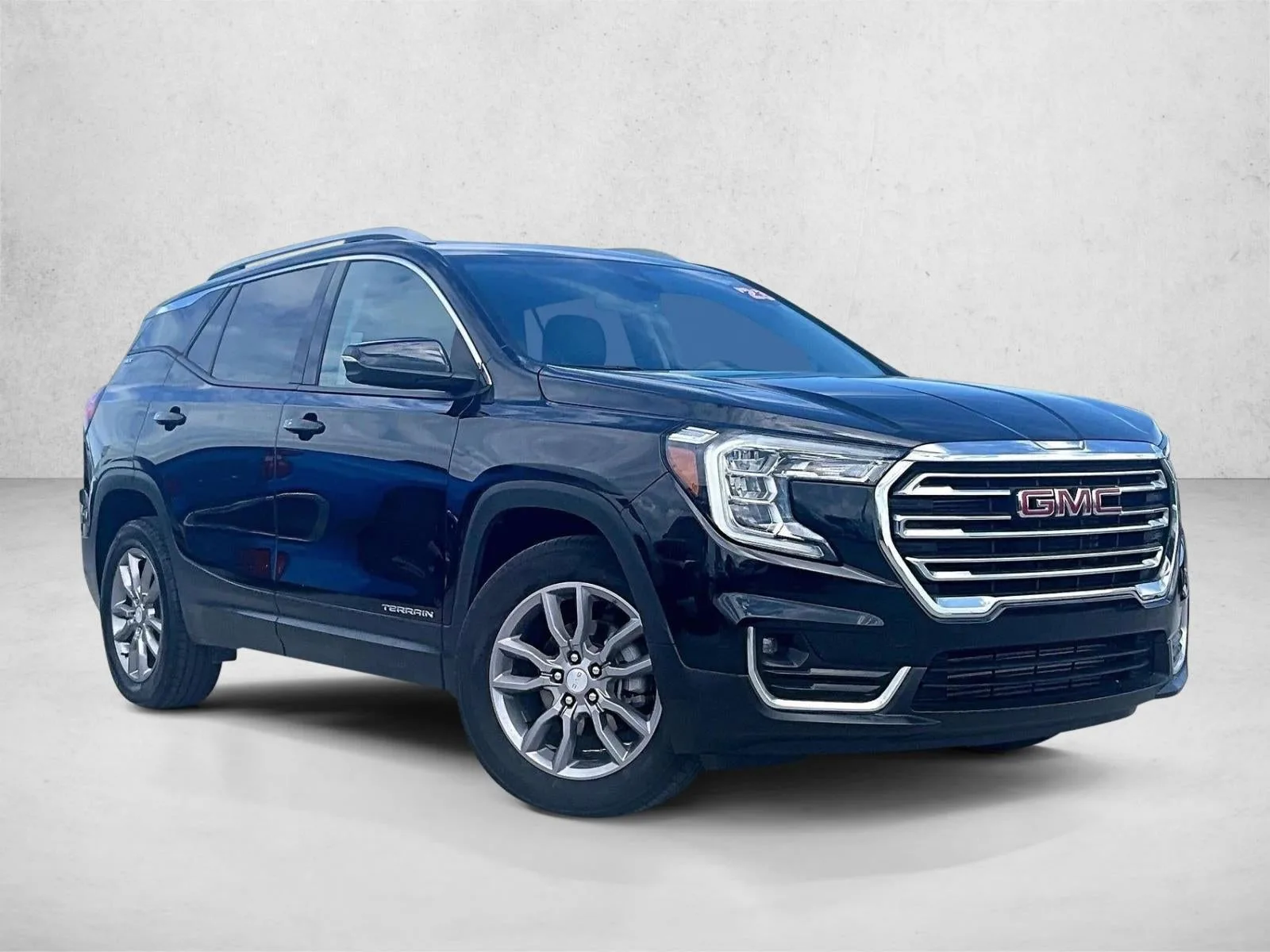 2023 GMC Terrain SLT photo 12