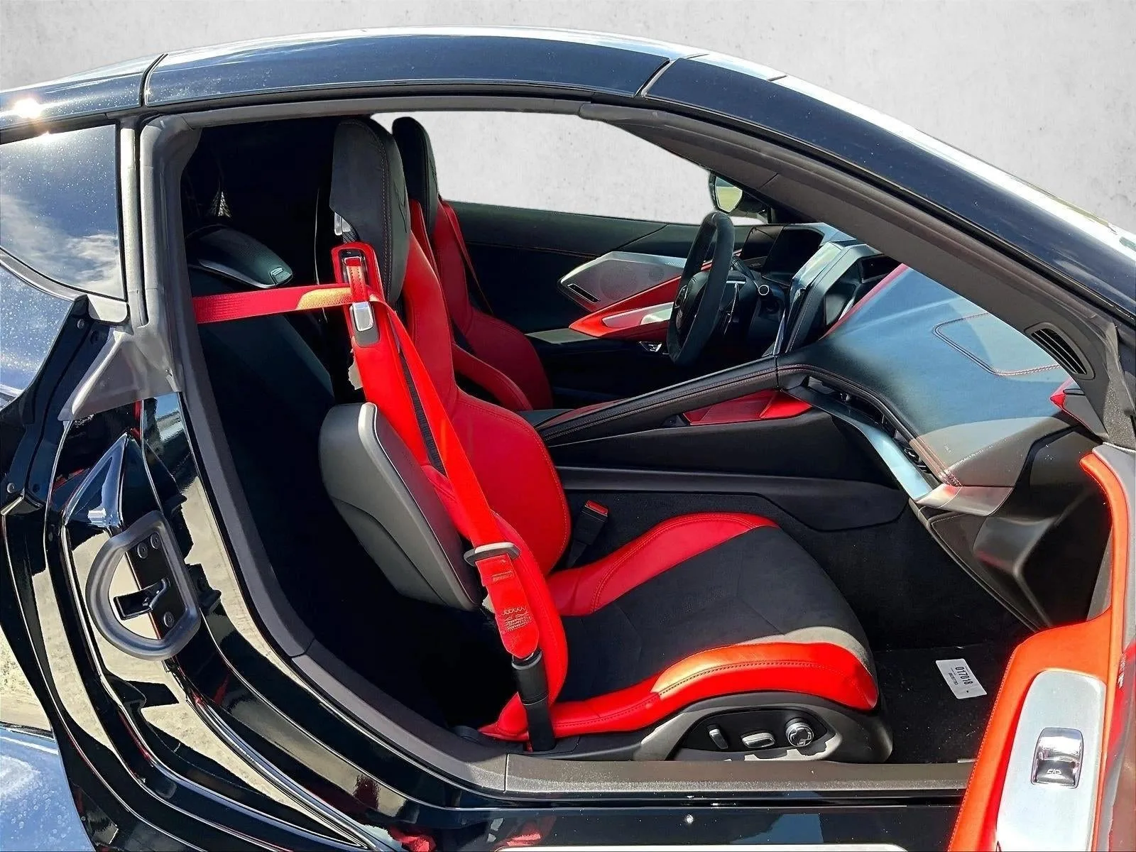 2026 Chevrolet Corvette Stingray 2LT photo 9