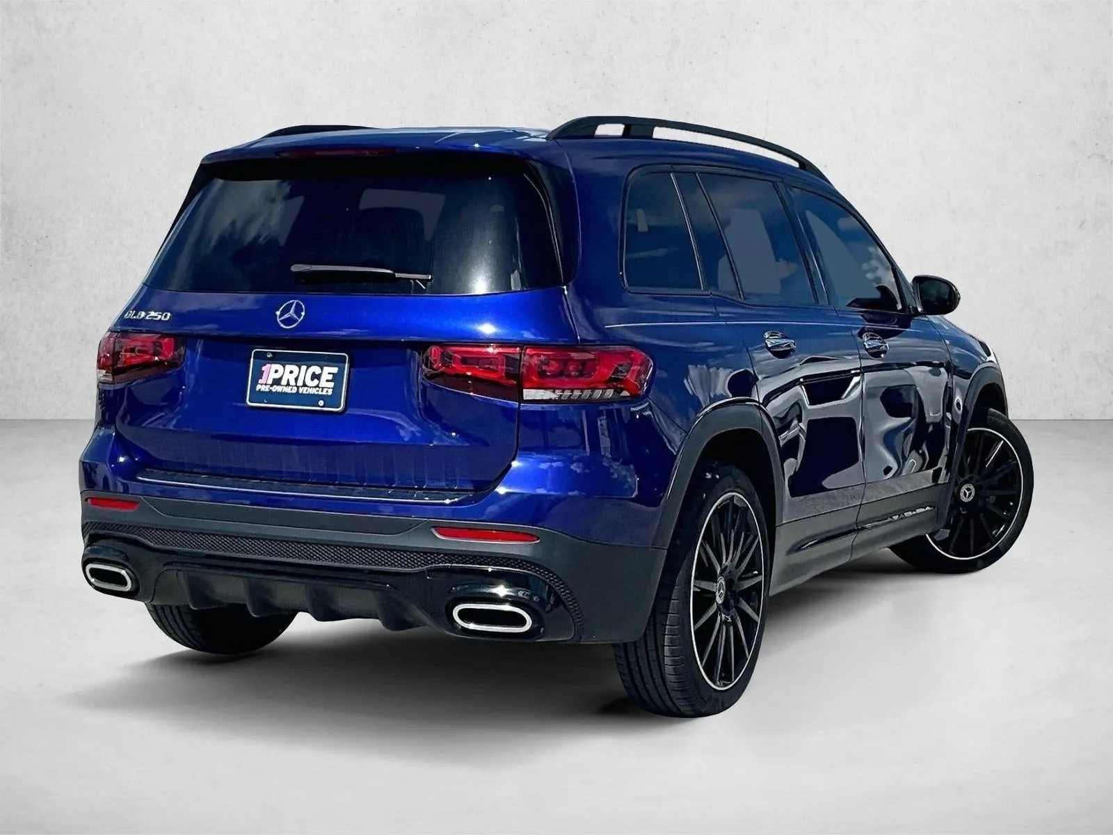 2022 Mercedes-Benz GLB 250 GLB 250 photo 2