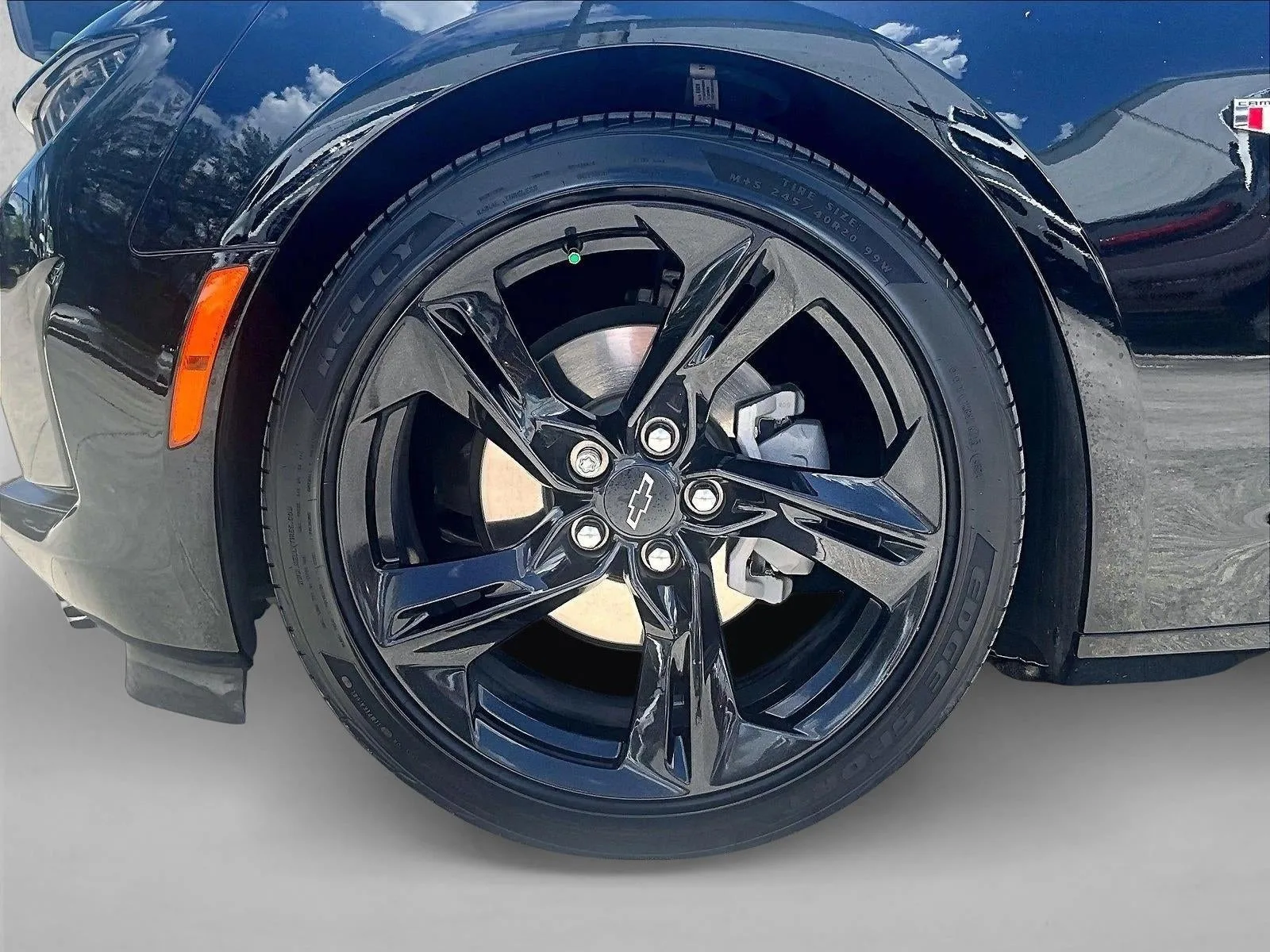2023 Chevrolet Camaro 2LT photo 10
