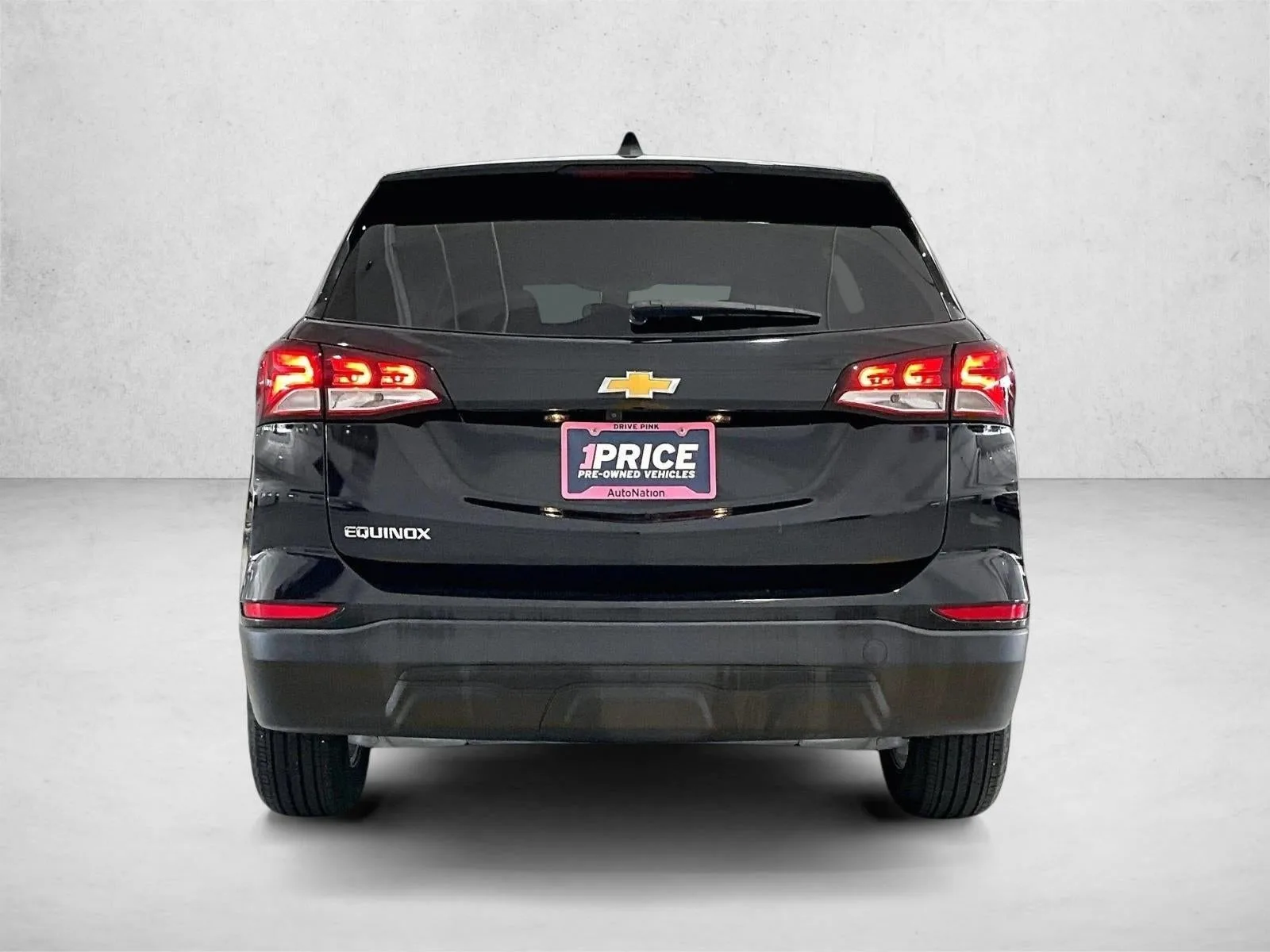 2023 Chevrolet Equinox LS photo 4