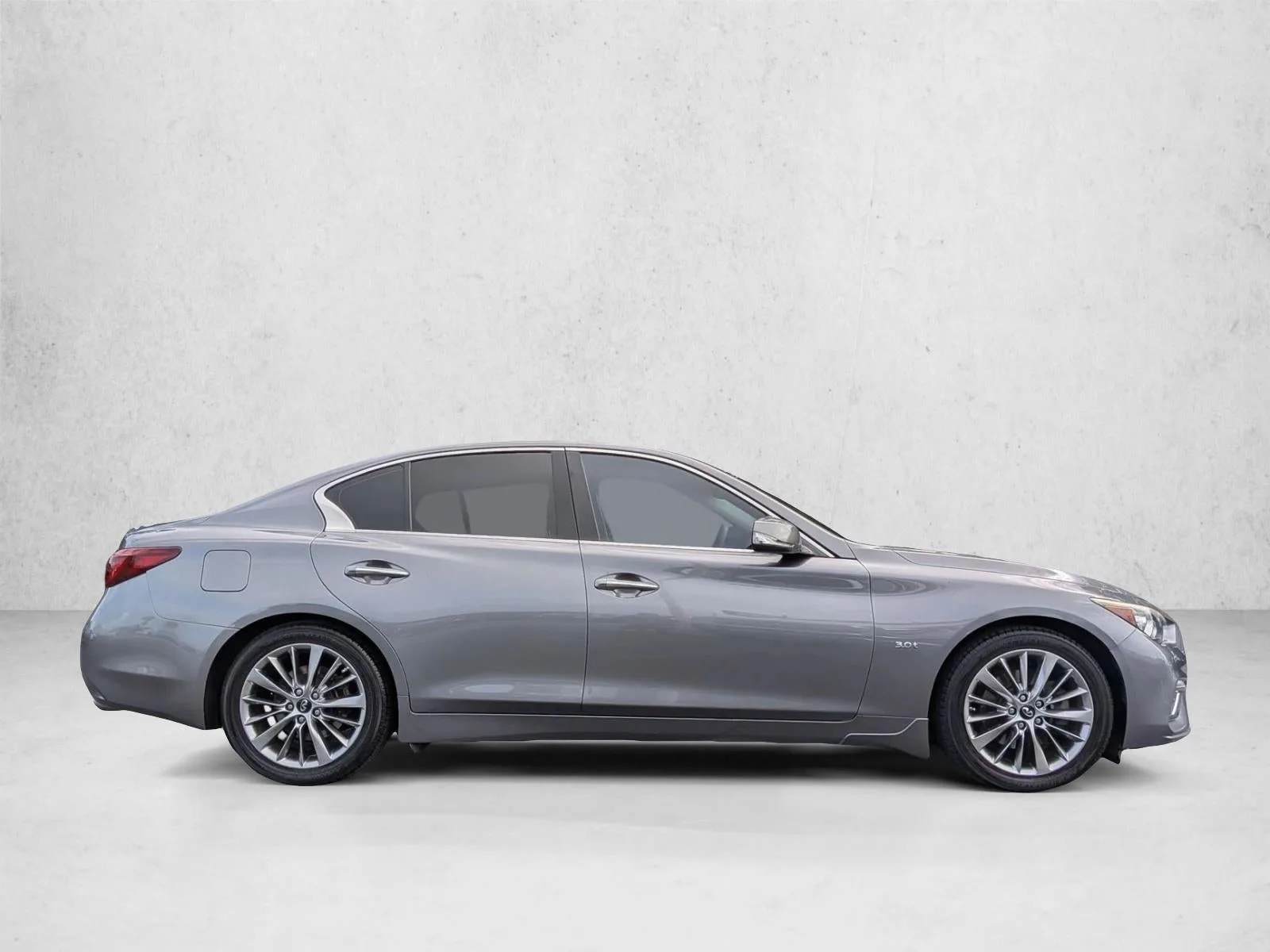 2019 INFINITI Q50 3.0t LUXE RWD photo 4
