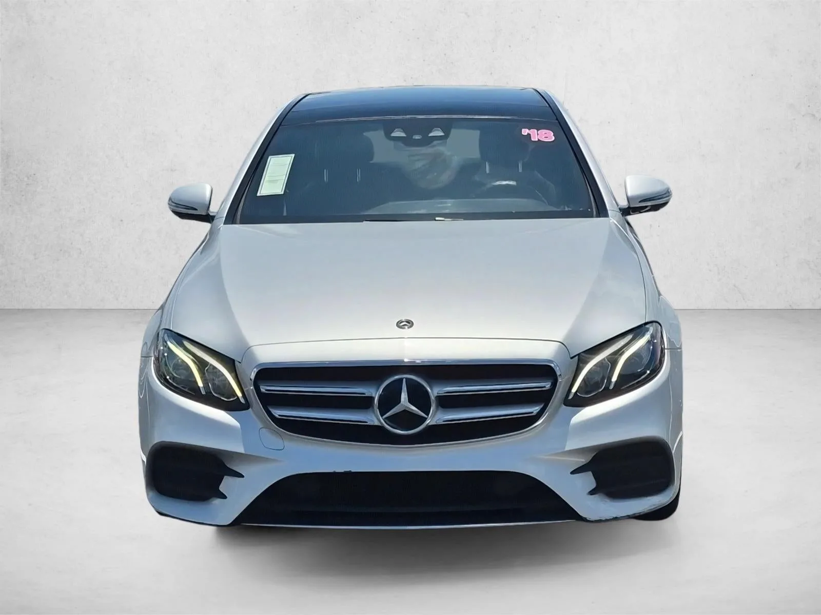 2020 Mercedes-Benz E 350 4MATIC® photo 2