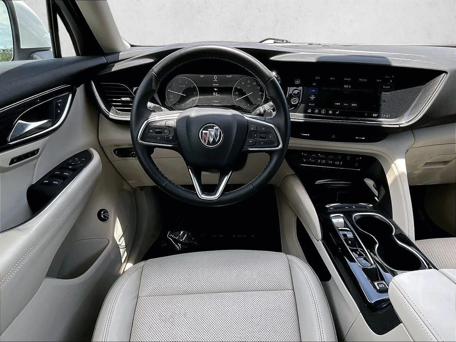 2021 Buick Envision Essence photo 7