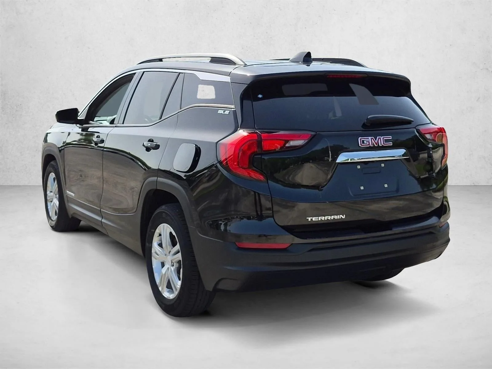 2020 GMC Terrain FWD SLE photo 7