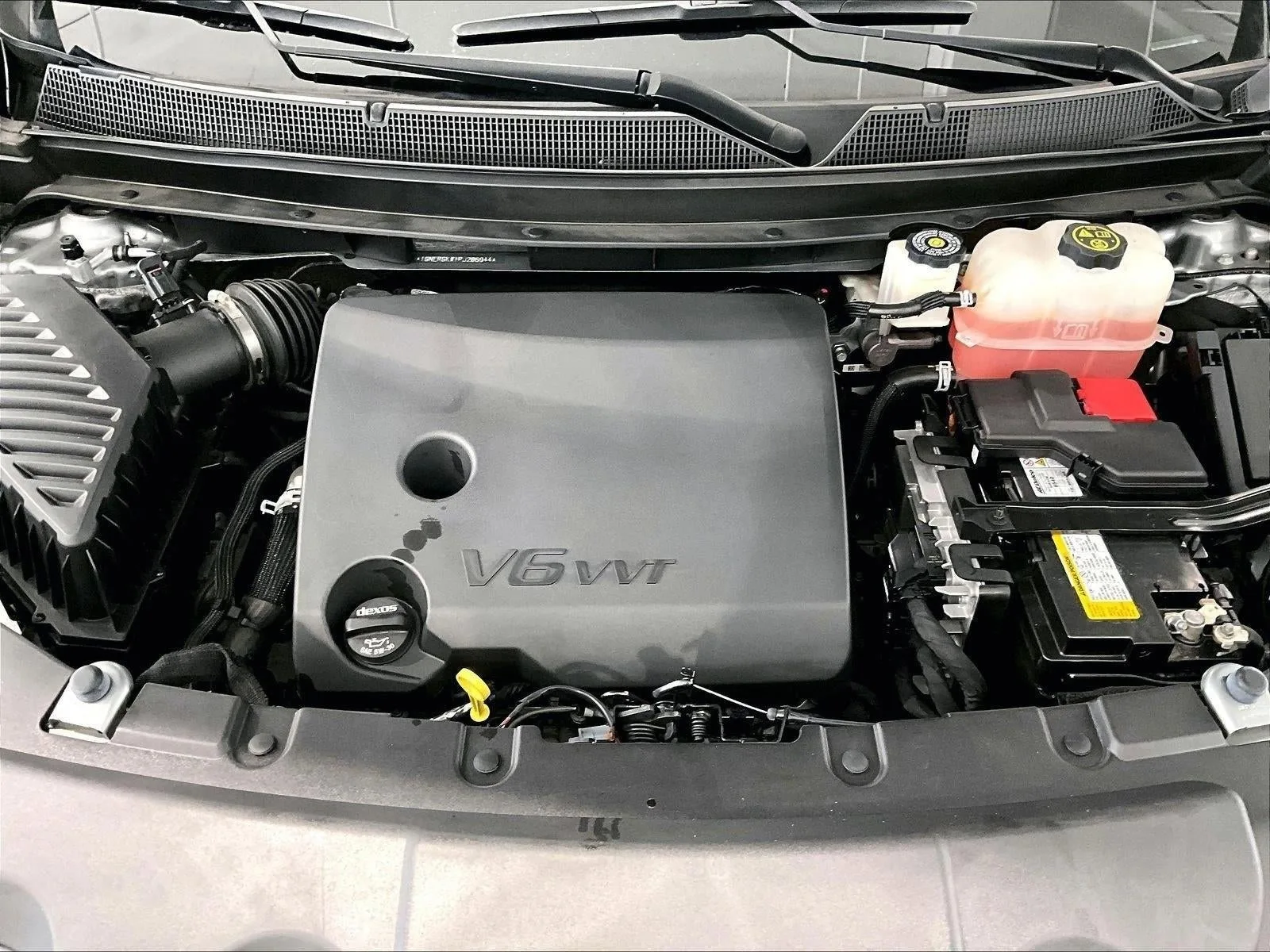 2023 Chevrolet Traverse LT Cloth photo 11