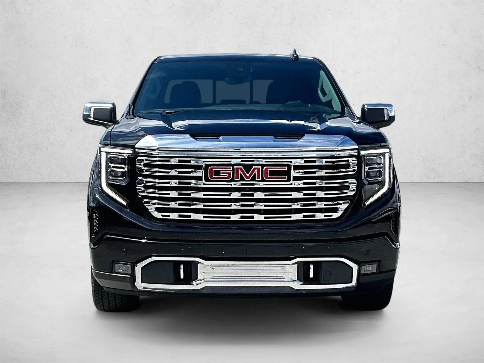 2024 GMC Sierra 1500 Denali photo 3