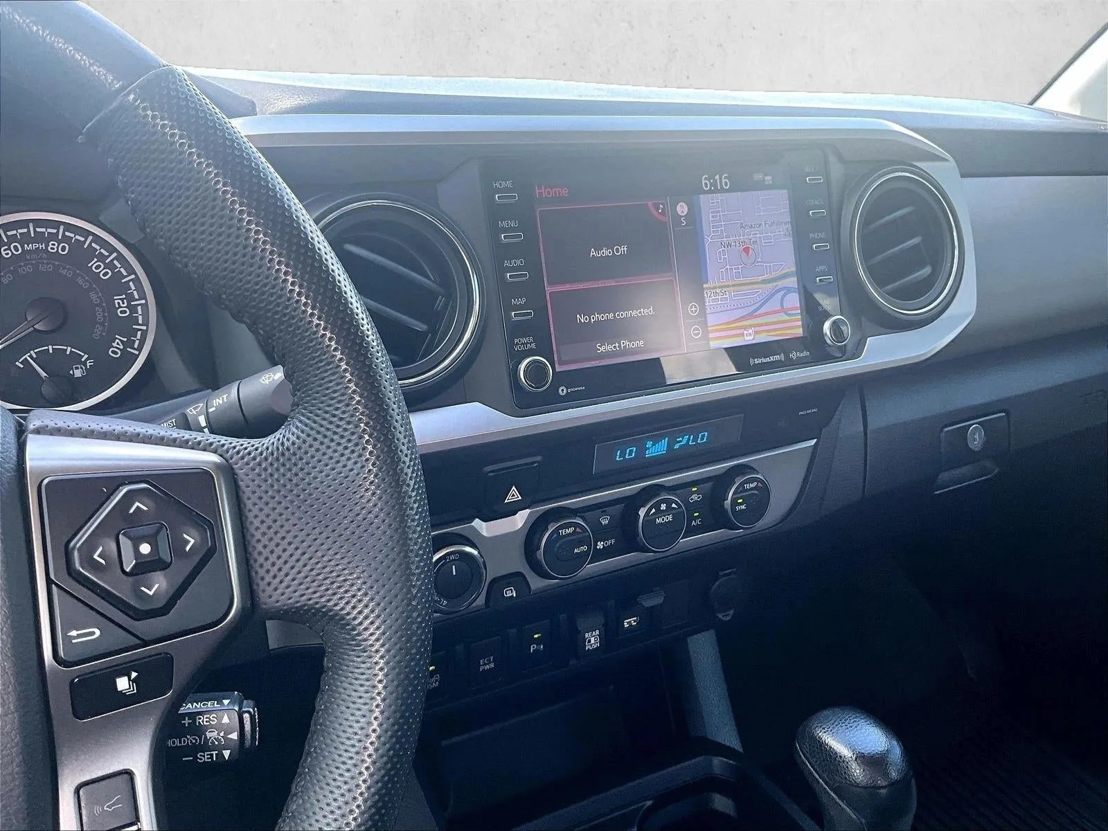 2023 Toyota Tacoma SR5 V6 photo 8