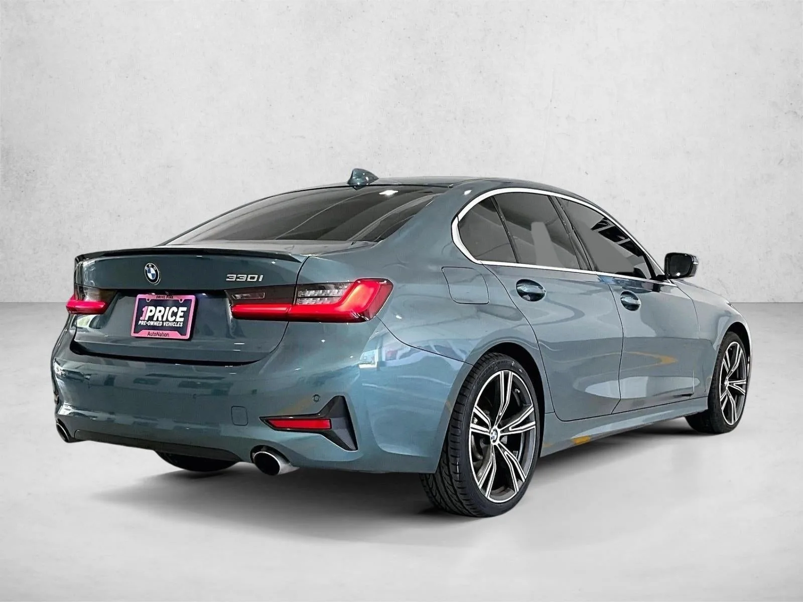 2021 BMW 330i 330i photo 2