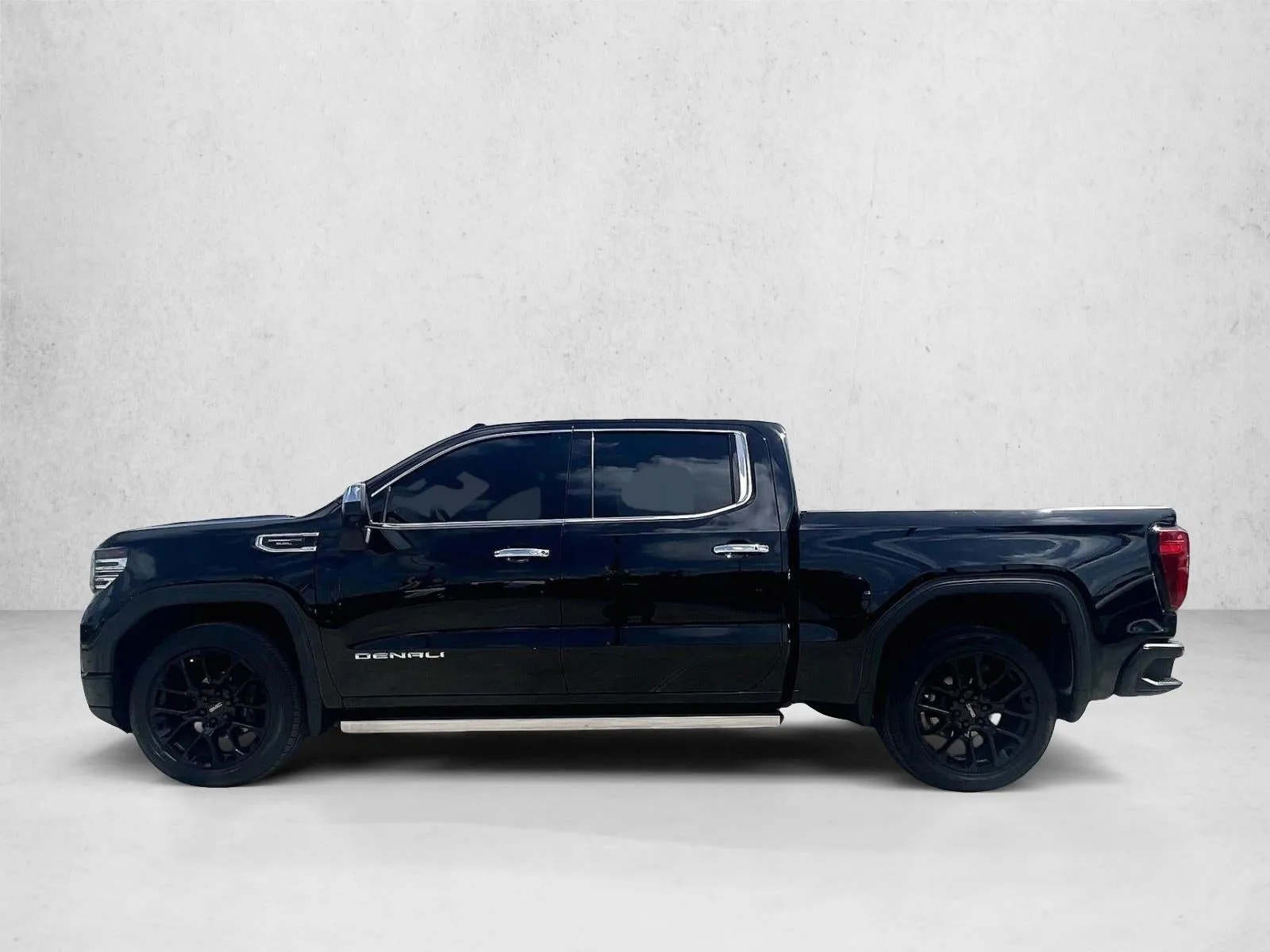 2023 GMC Sierra 1500 Denali photo 6