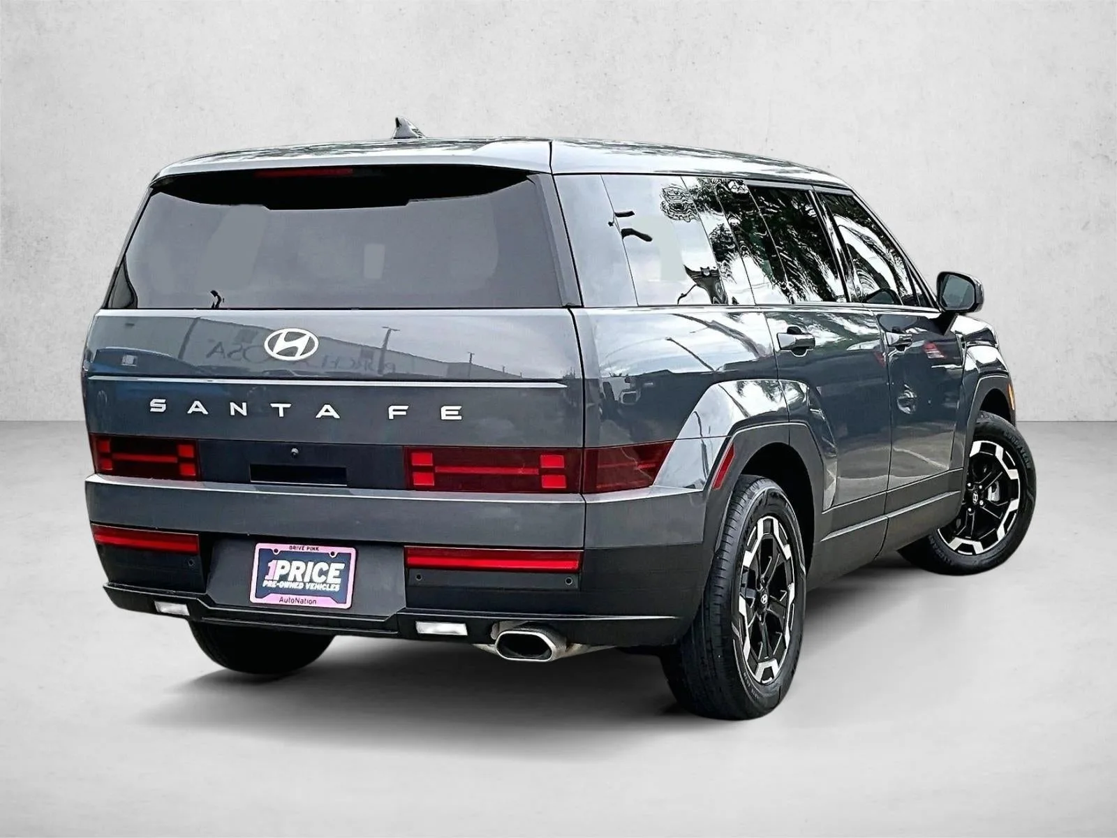 2025 Hyundai Santa Fe SE photo 2