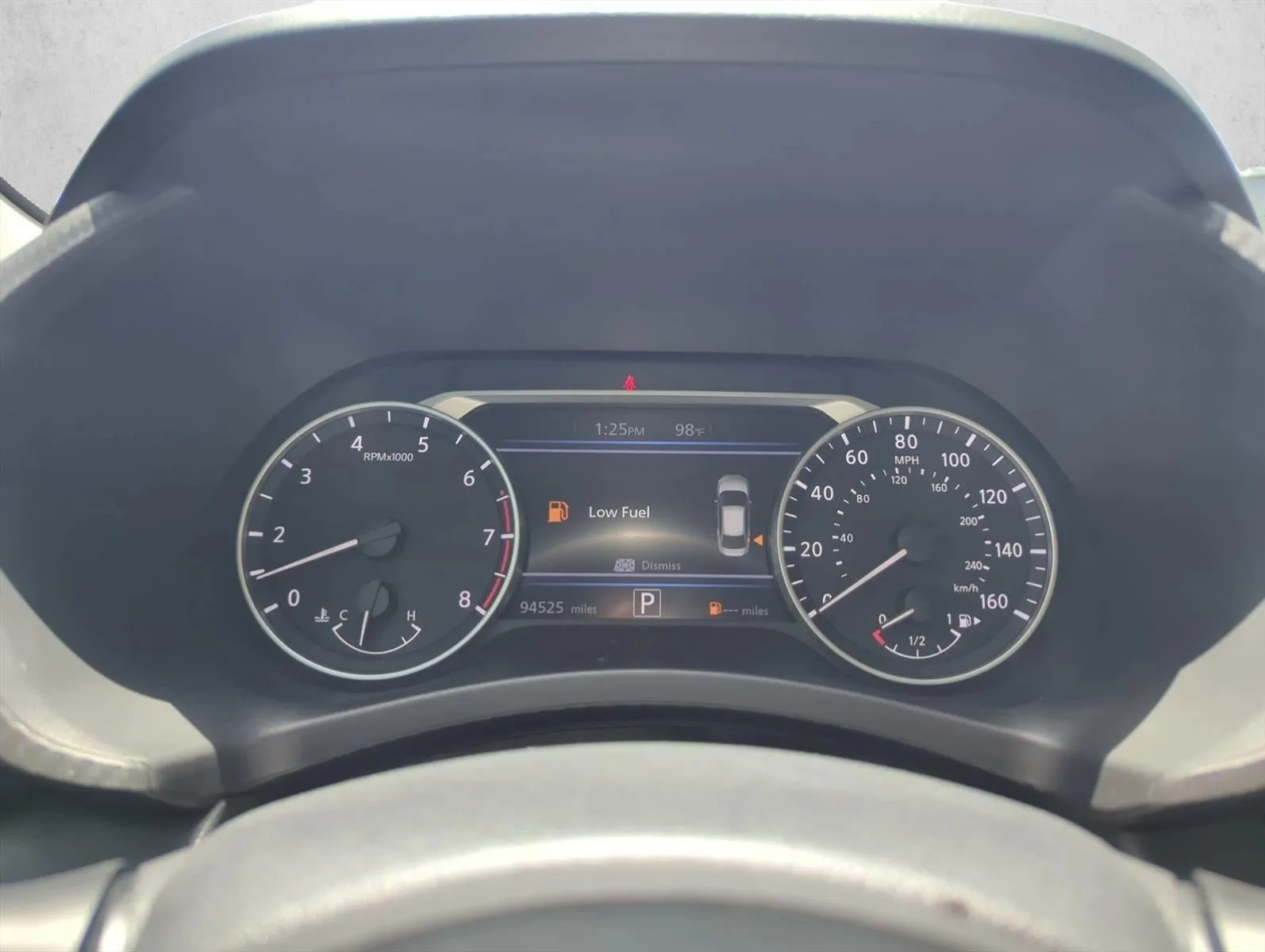 2020 Nissan Sentra SR CVT photo 10