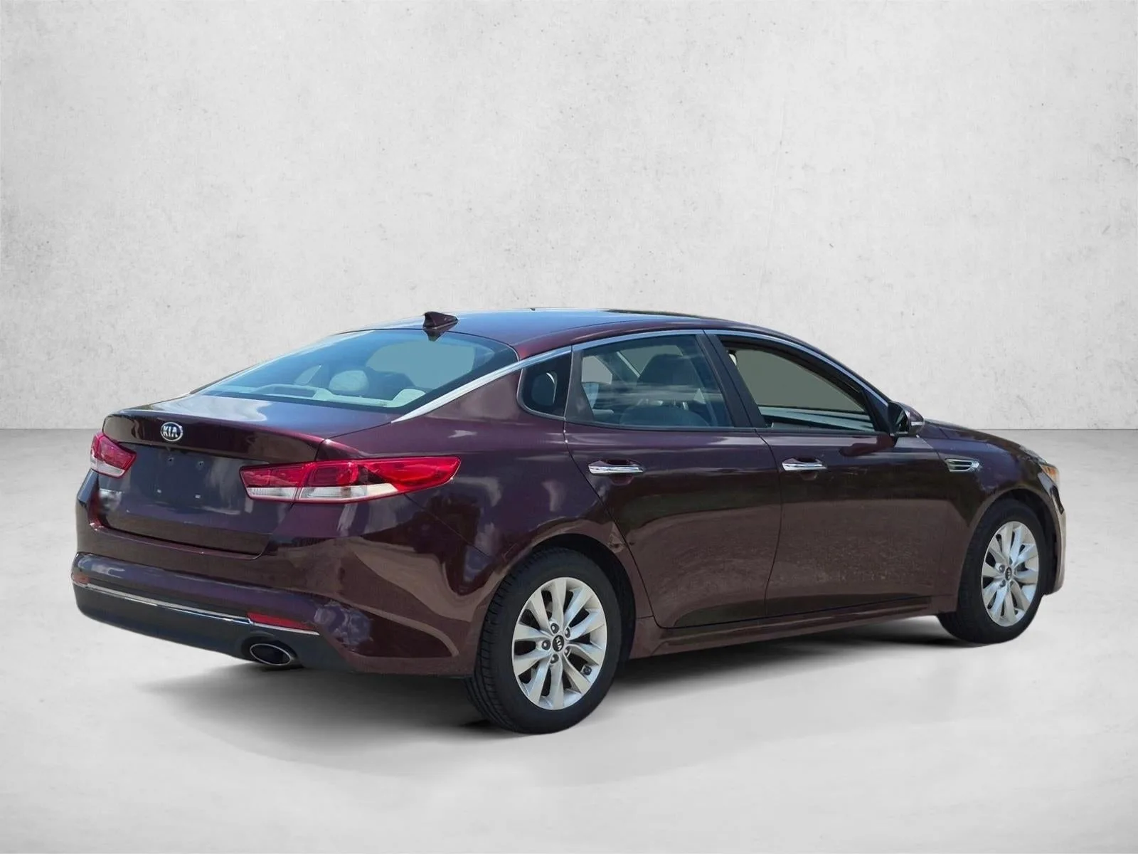 2016 Kia Optima LX photo 5