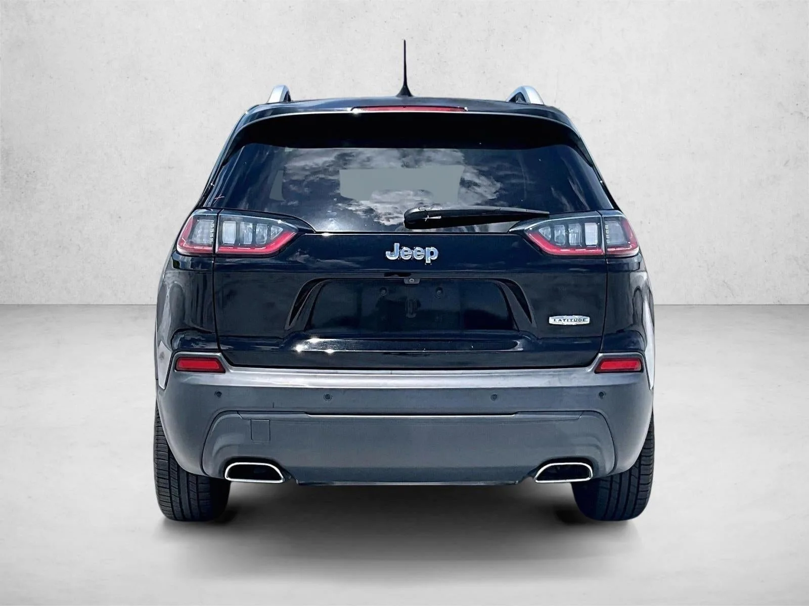 2019 Jeep CHER LATITUDE PLUS photo 4