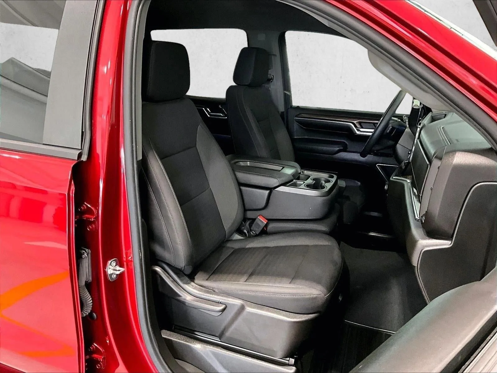 2023 Chevrolet Silverado 1500 LT photo 9