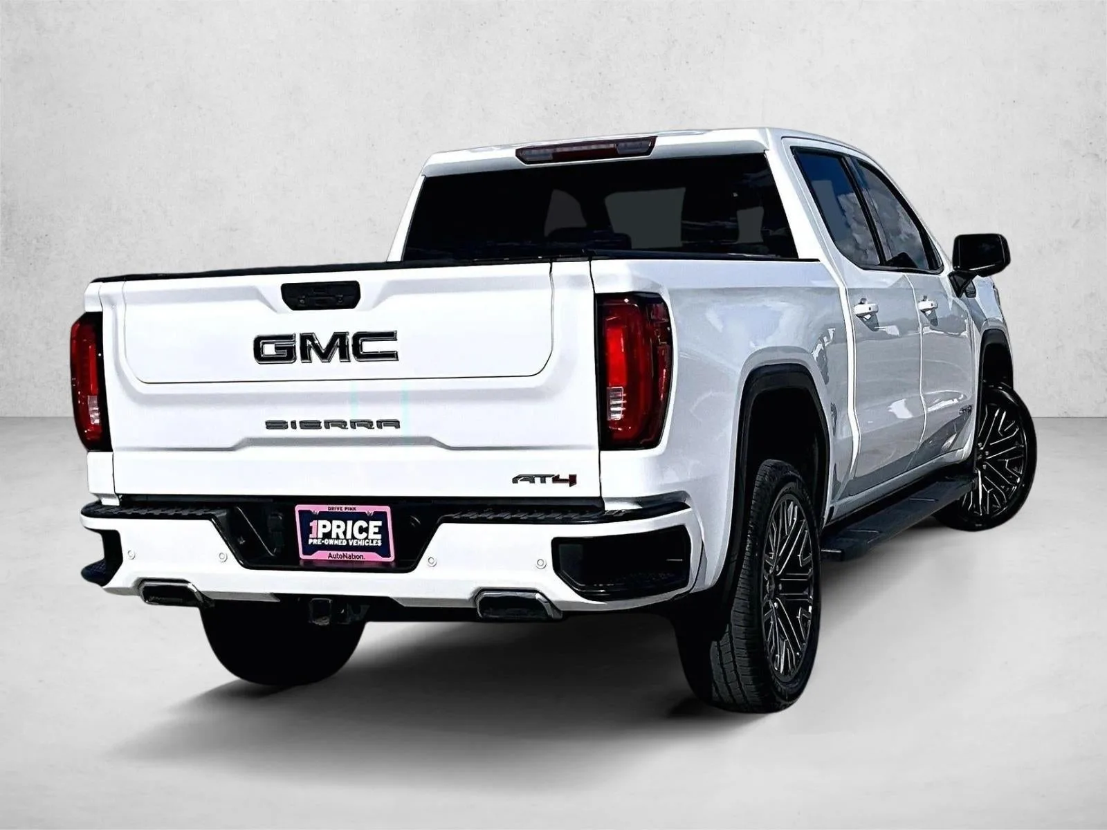 2021 GMC Sierra 1500 AT4 photo 2