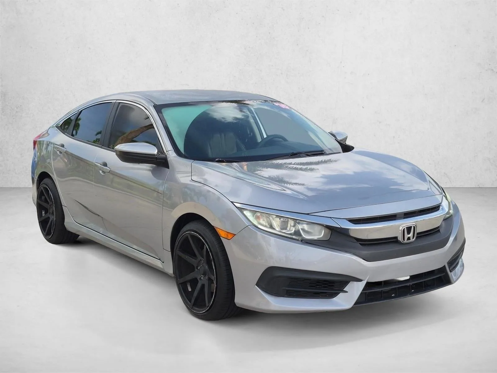 2016 Honda Civic Sedan LX CVT photo 3