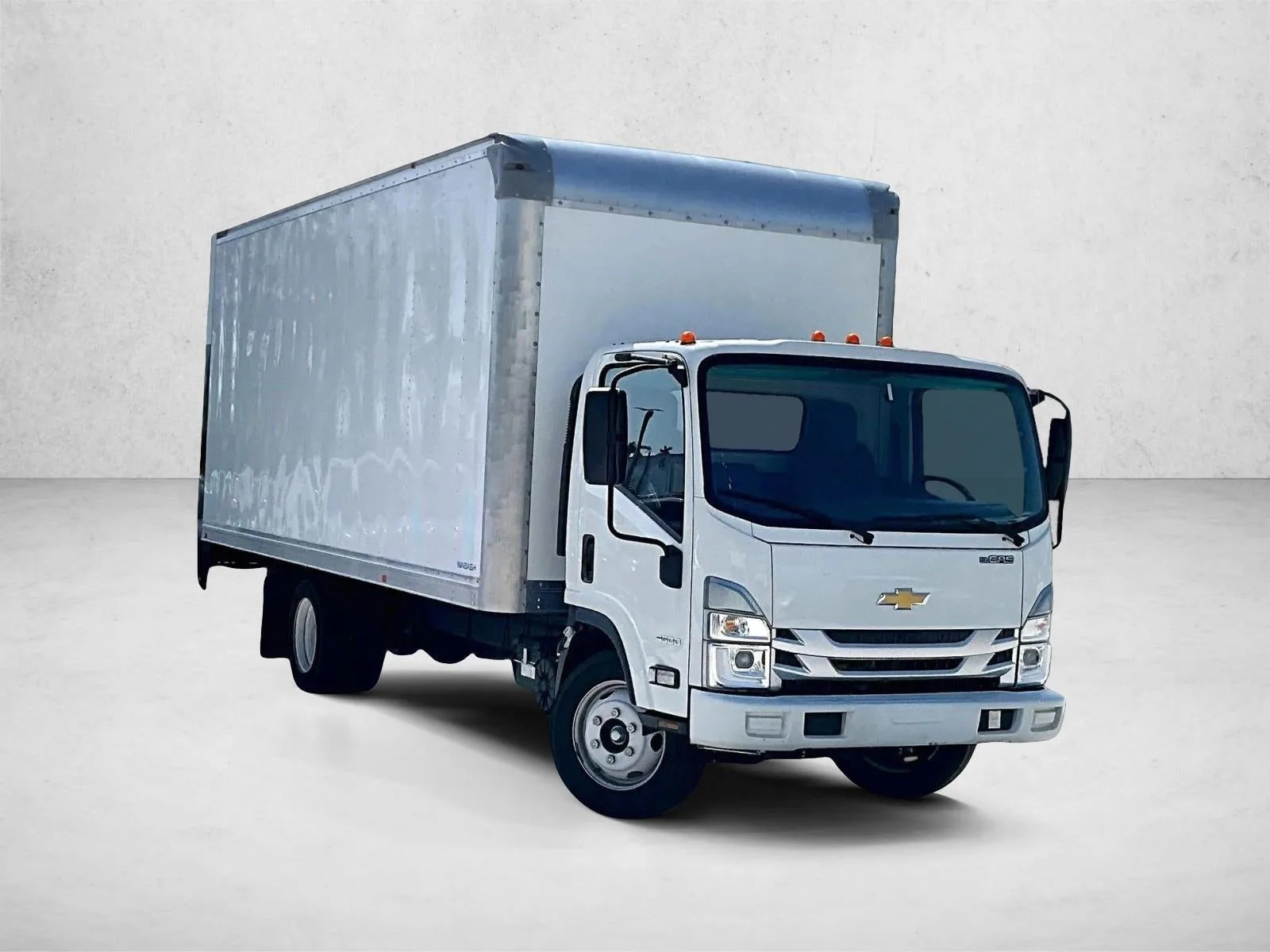 2024 Chevrolet Low Cab Forward 4500 HG NA photo 12