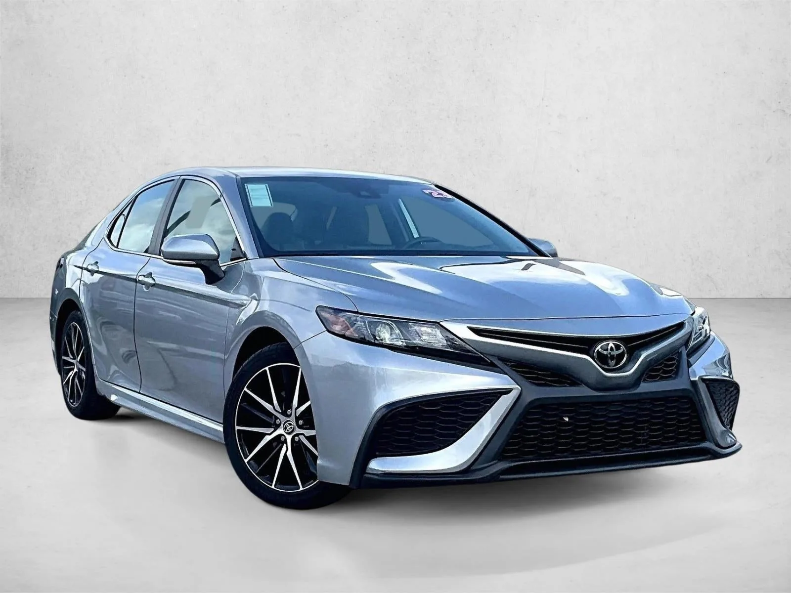 2023 Toyota Camry SE photo 12