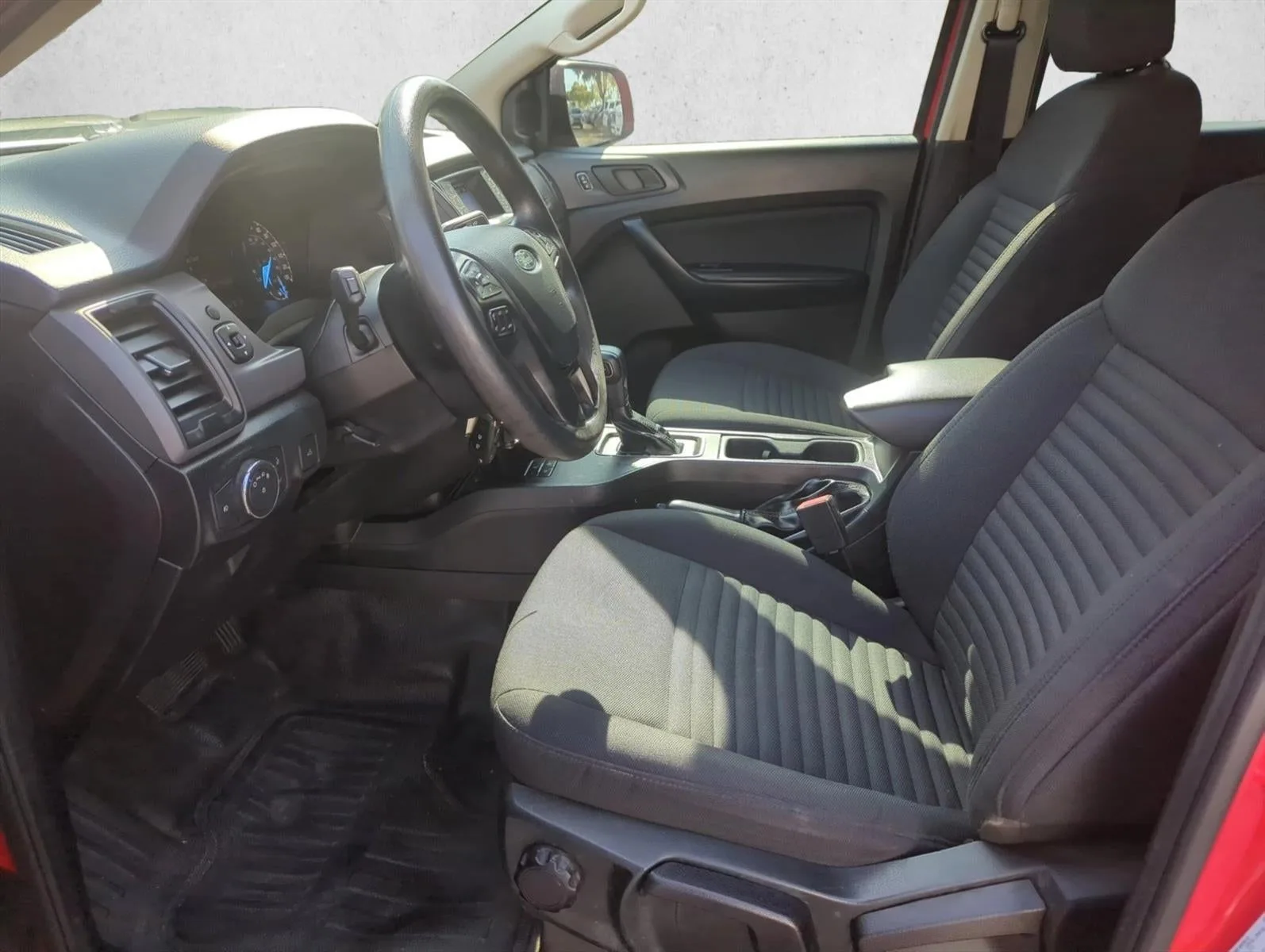 2022 Ford Ranger XL 2WD SuperCrew 5' Box photo 11