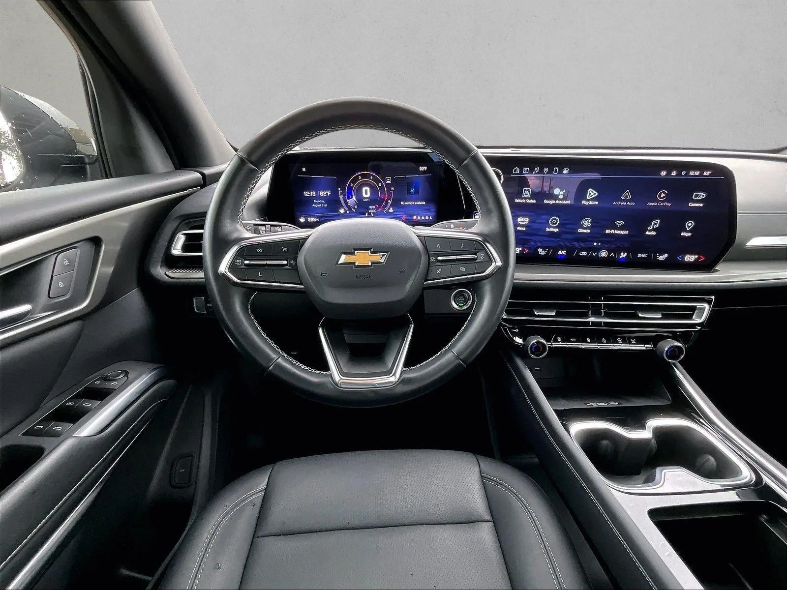 2024 Chevrolet Traverse LT photo 7