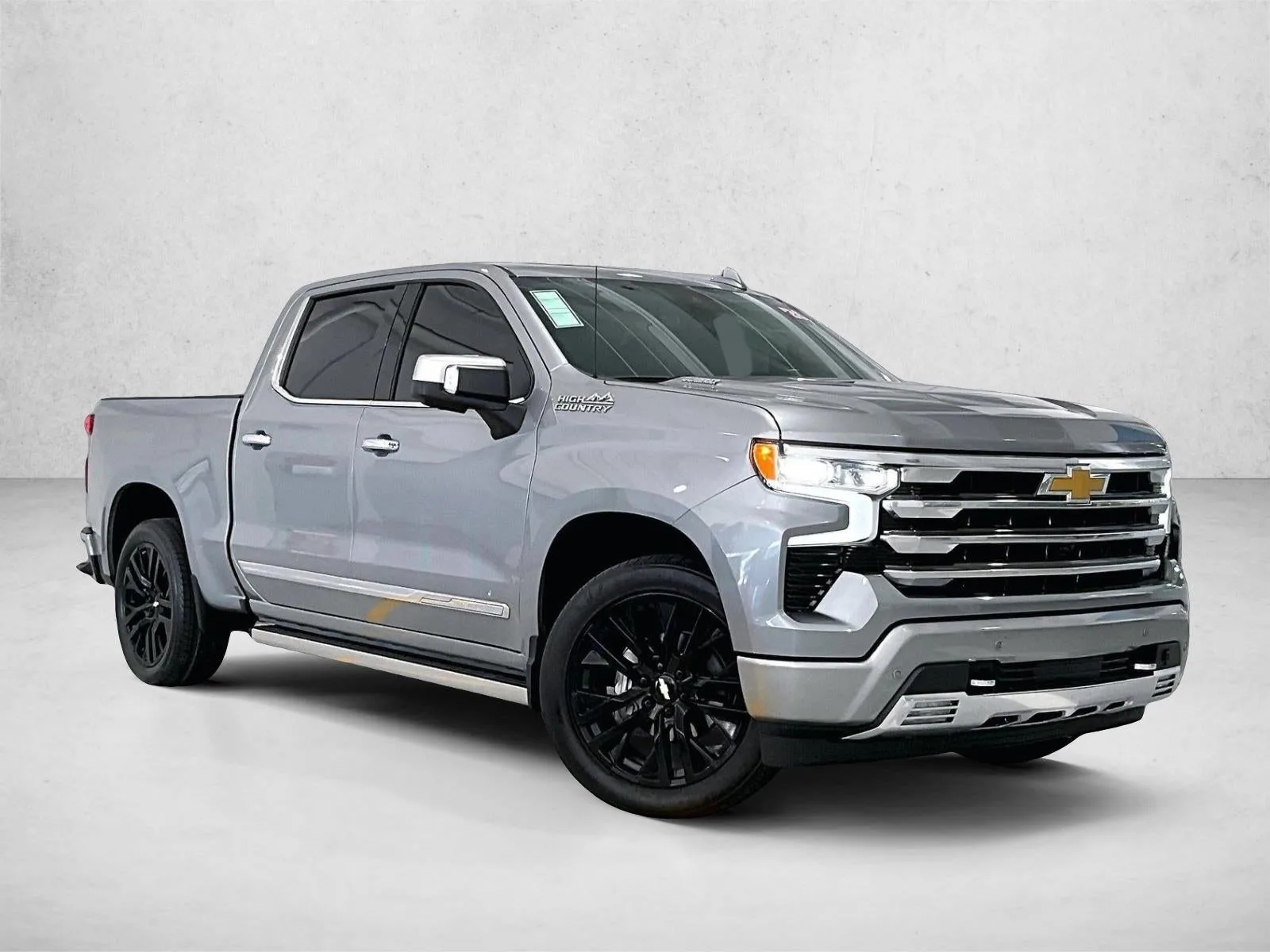 2025 Chevrolet Silverado 1500 High Country photo 12