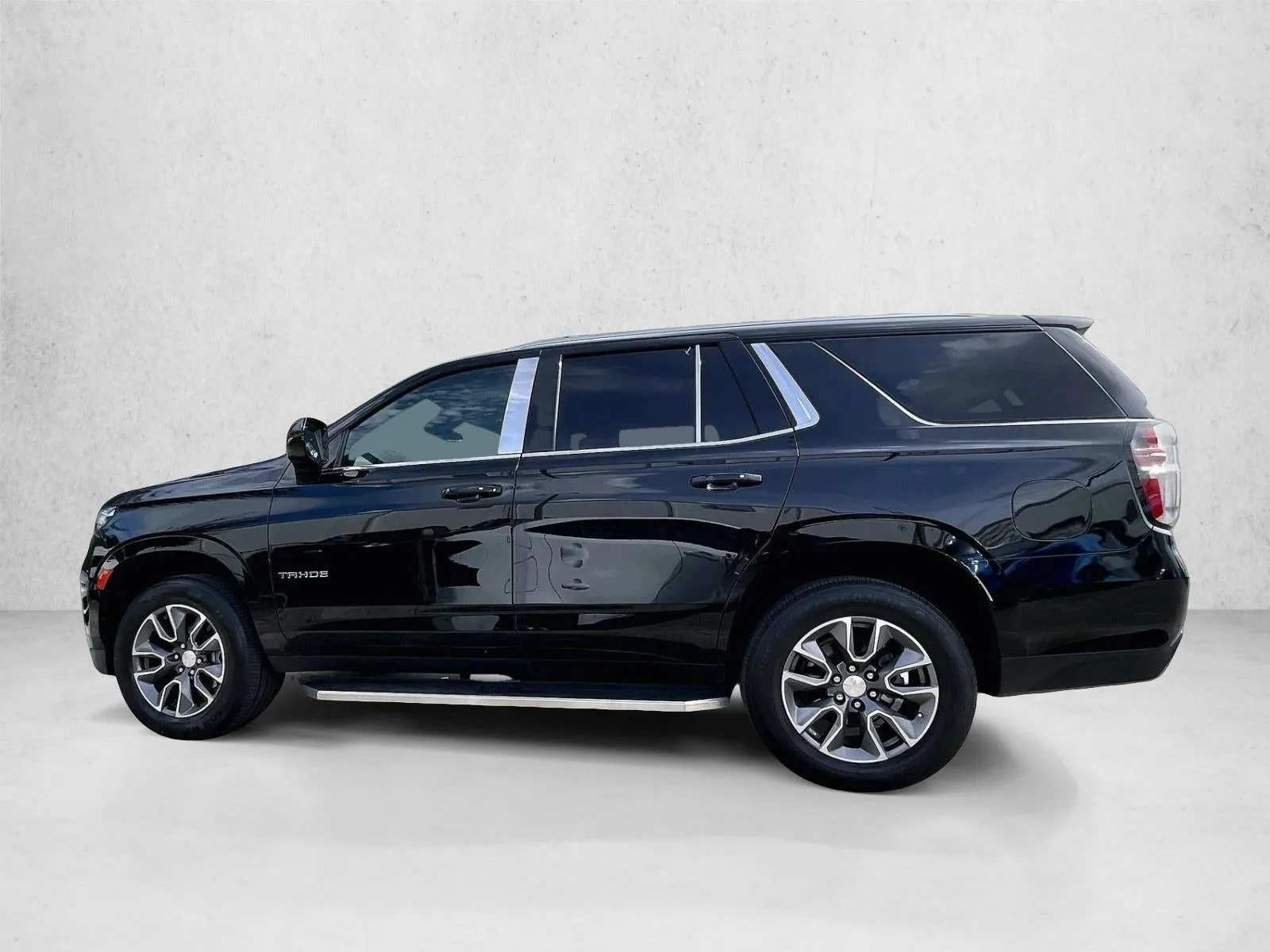 2023 Chevrolet Tahoe LS photo 6