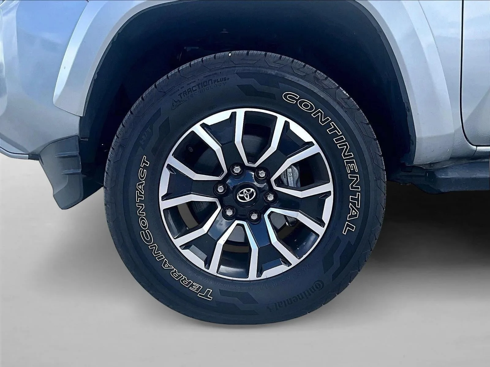 2022 Toyota Tacoma TRD Sport photo 10