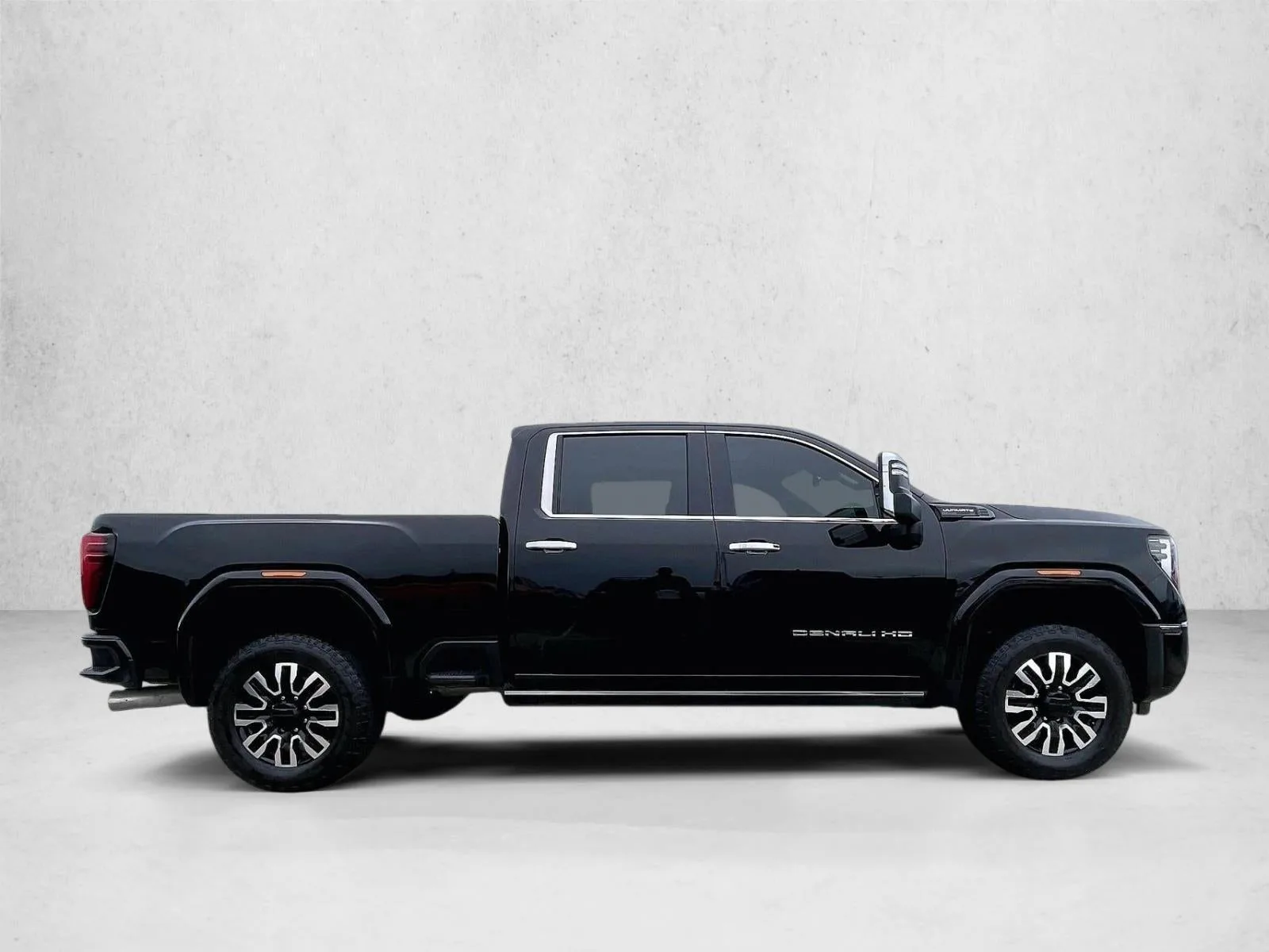 2024 GMC Sierra 2500 HD Denali Ultimate photo 5