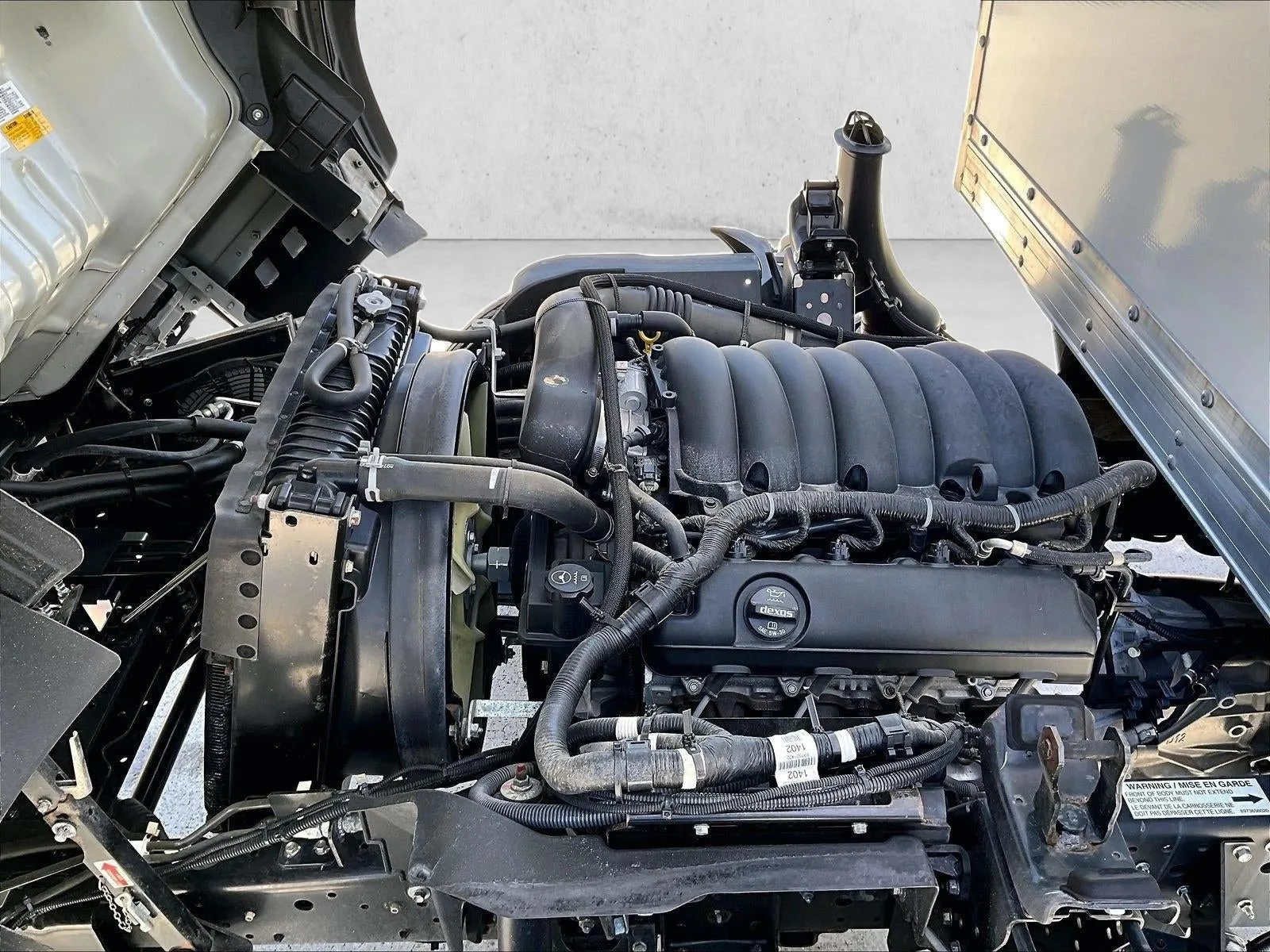 2024 Chevrolet Low Cab Forward 4500 HG NA photo 11