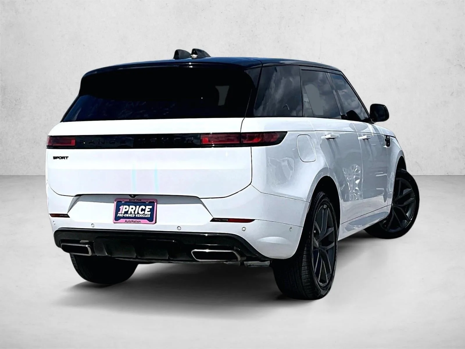 2025 Land Rover Range Rover Sport P460 Dynamic SE photo 2