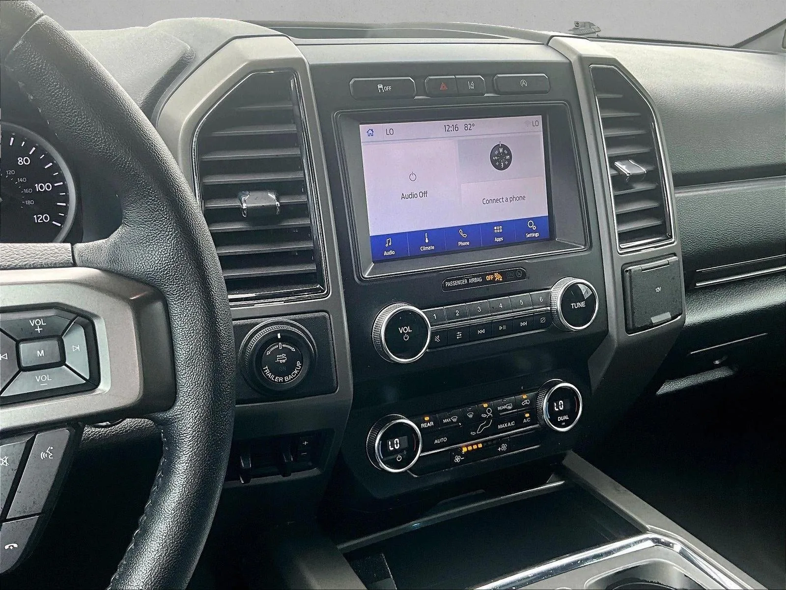 2020 Ford Expedition XLT photo 8