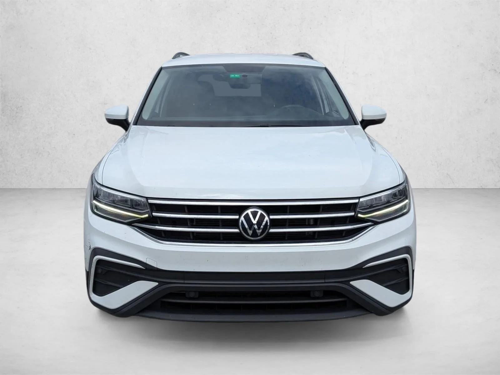 2022 Volkswagen Tiguan 2.0T S FWD photo 2