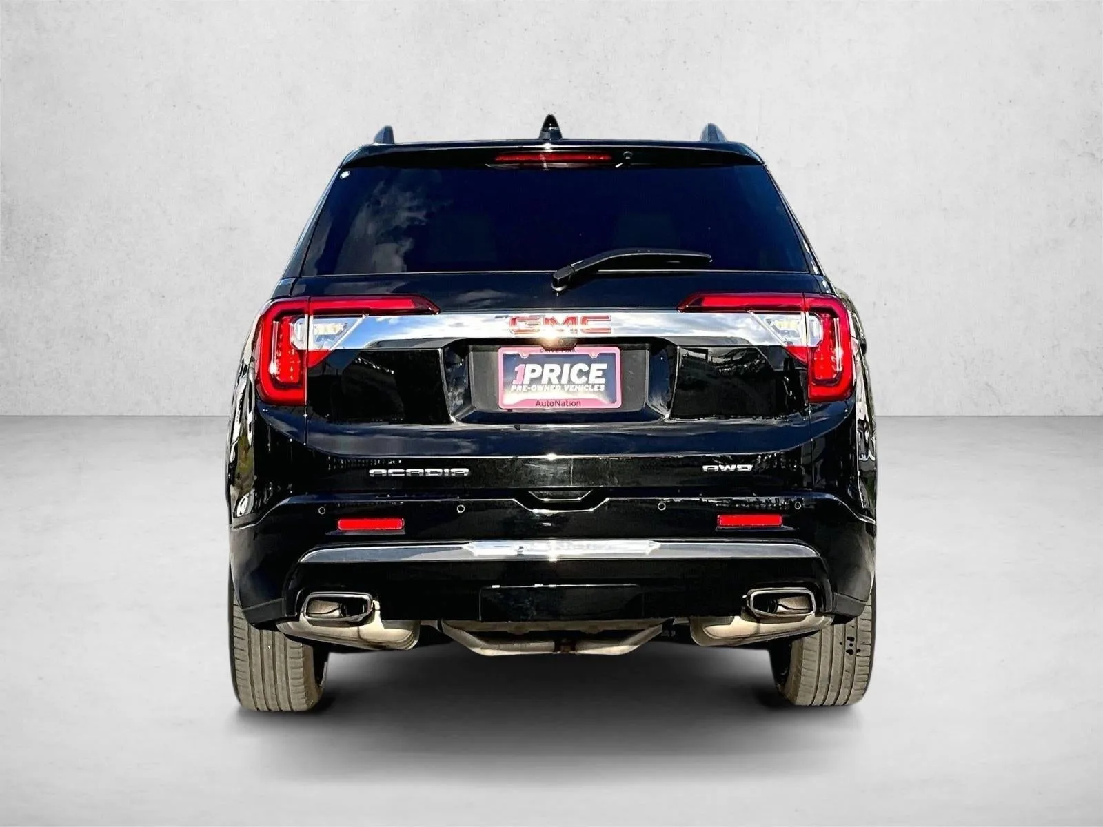 2023 GMC Acadia Denali photo 4