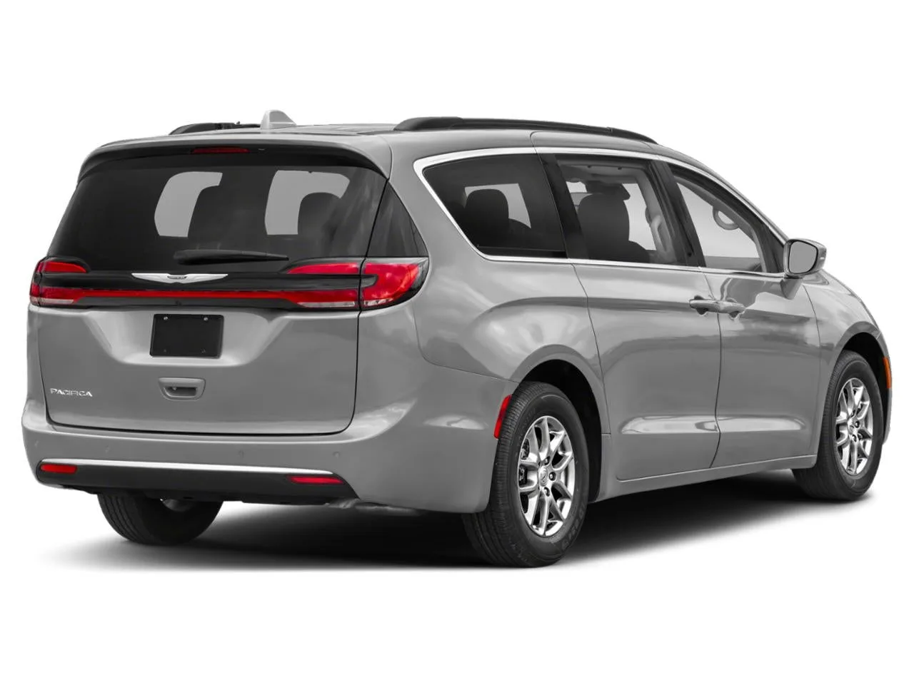 2022 Chrysler Pacifica Touring L FWD photo 3