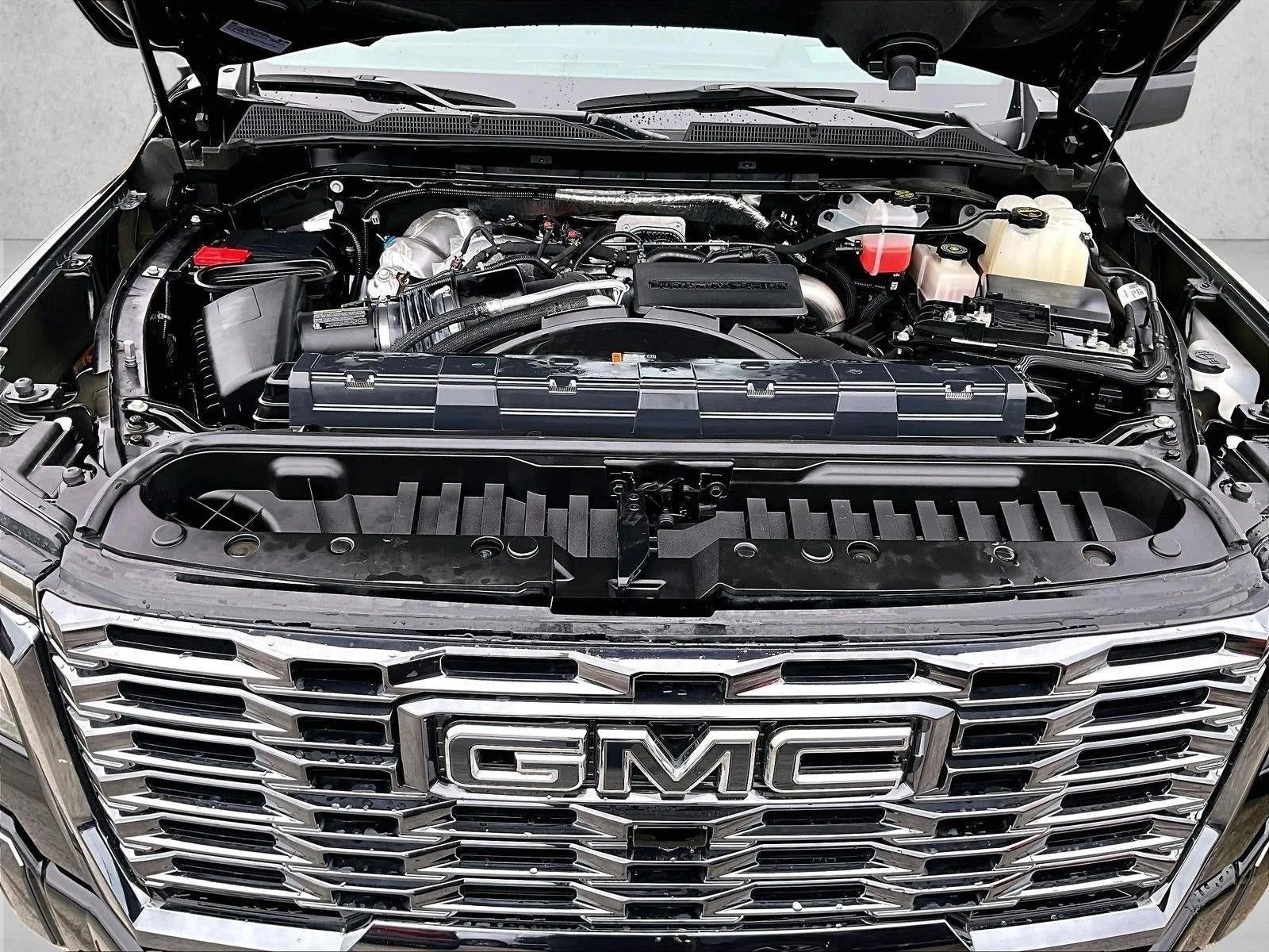 2024 GMC Sierra 2500 HD Denali Ultimate photo 11