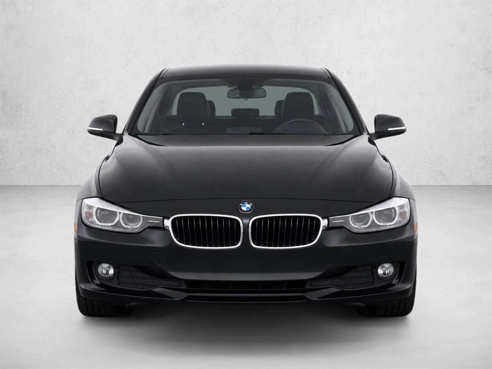2015 BMW 320i xDrive Sedan photo 2