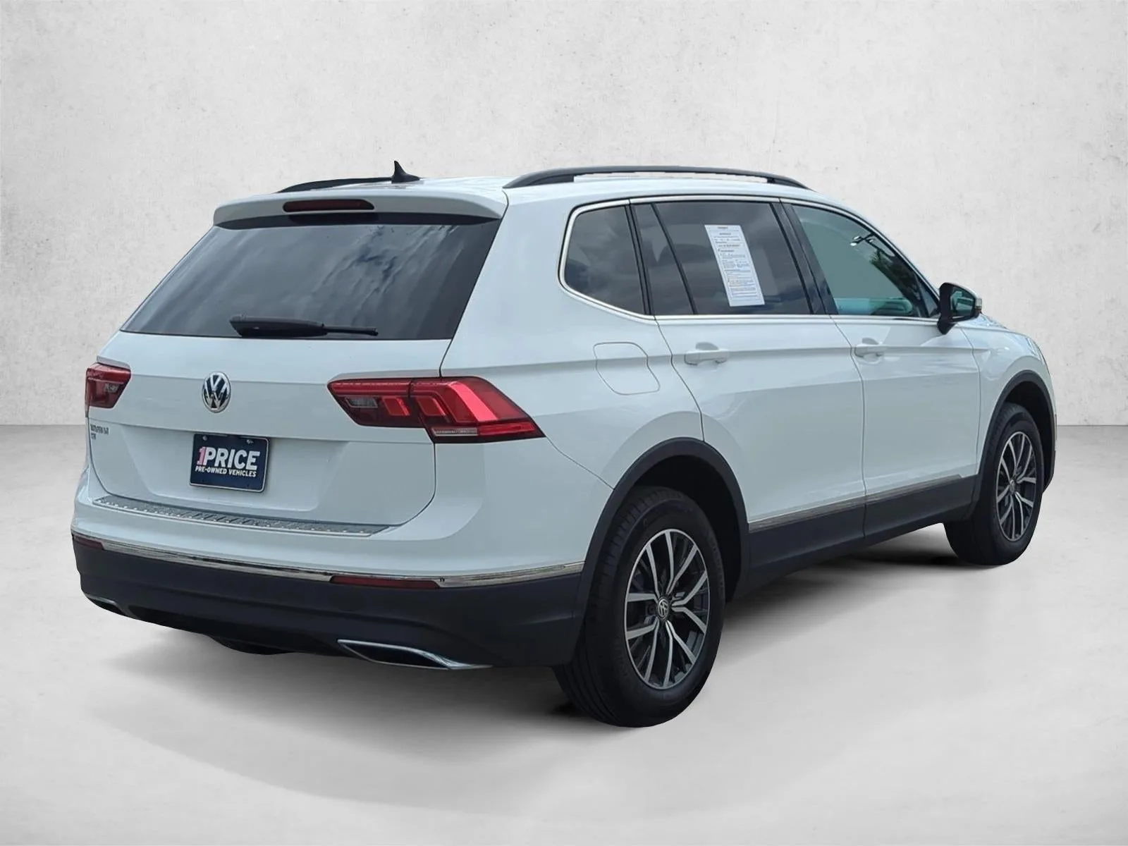 2020 Volkswagen Tiguan 2.0T SE FWD photo 5