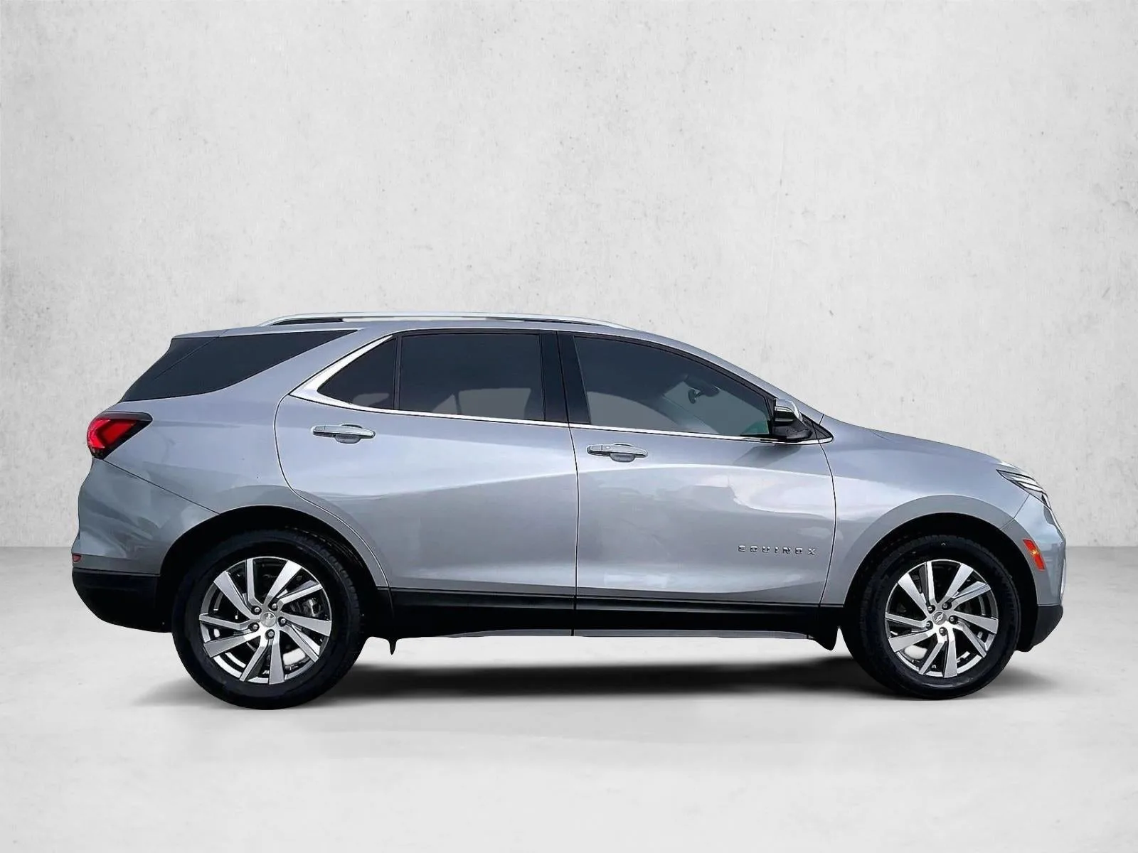 2023 Chevrolet Equinox Premier photo 5