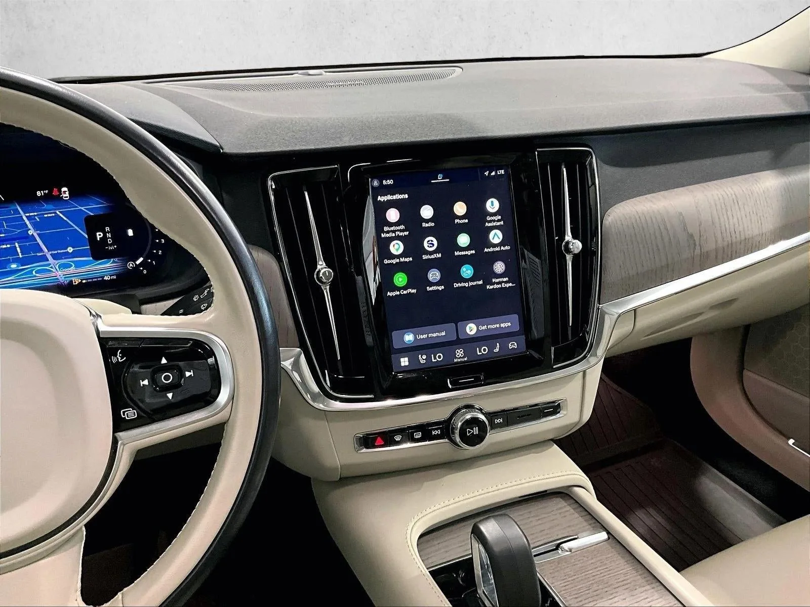 2025 Volvo V90 Cross Country Plus, B6 AWD Gas (mild hybrid) photo 8
