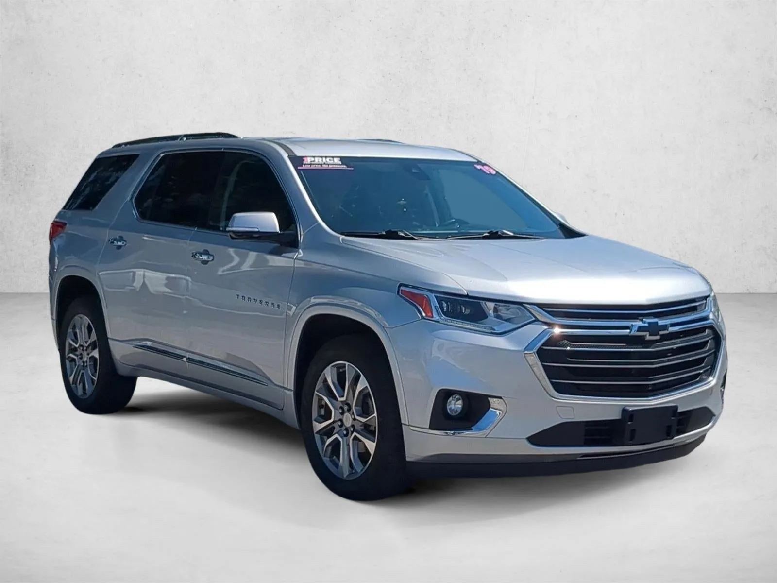 2019 Chevrolet Traverse Premier photo 3
