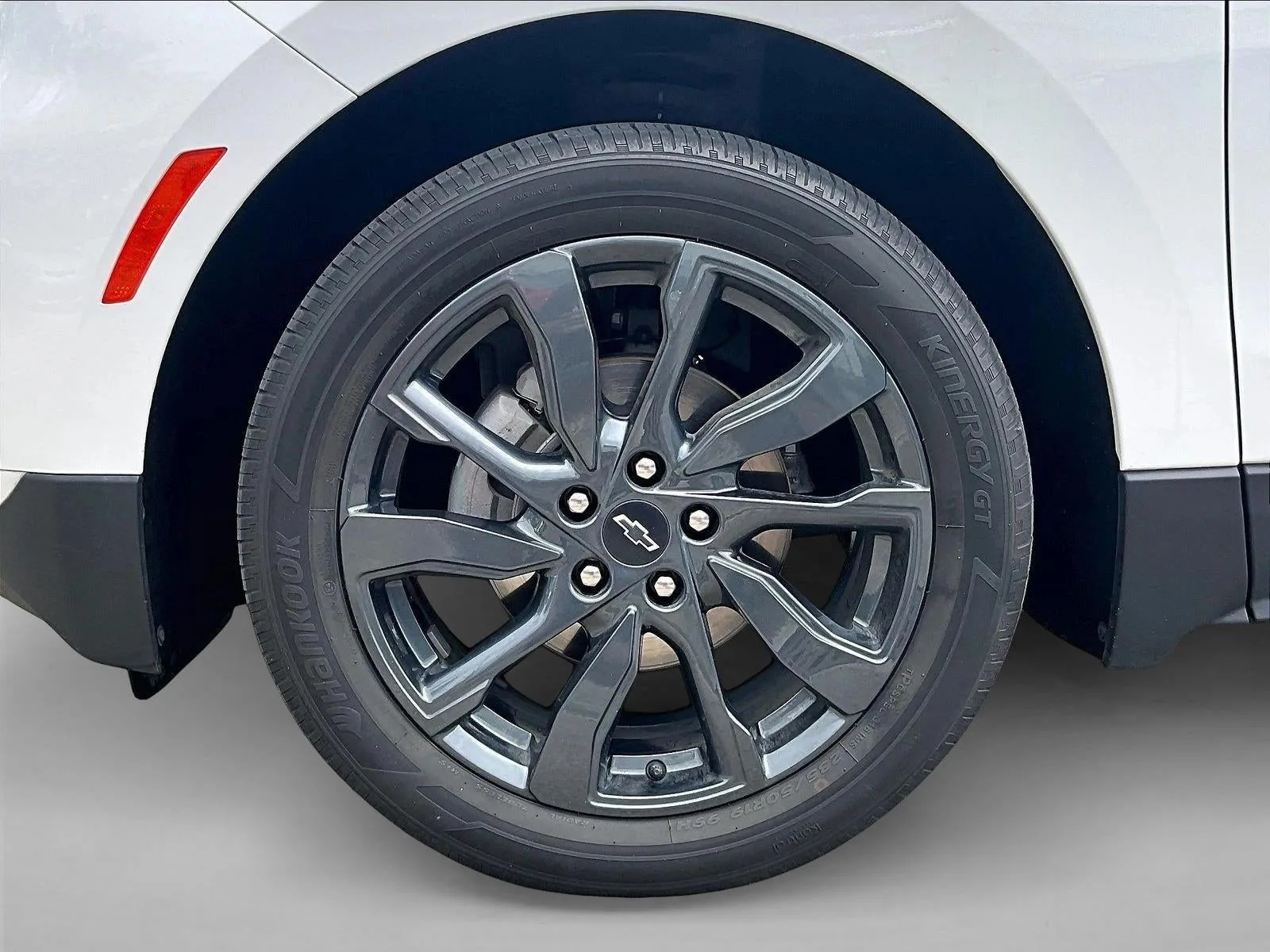 2023 Chevrolet Equinox RS photo 10