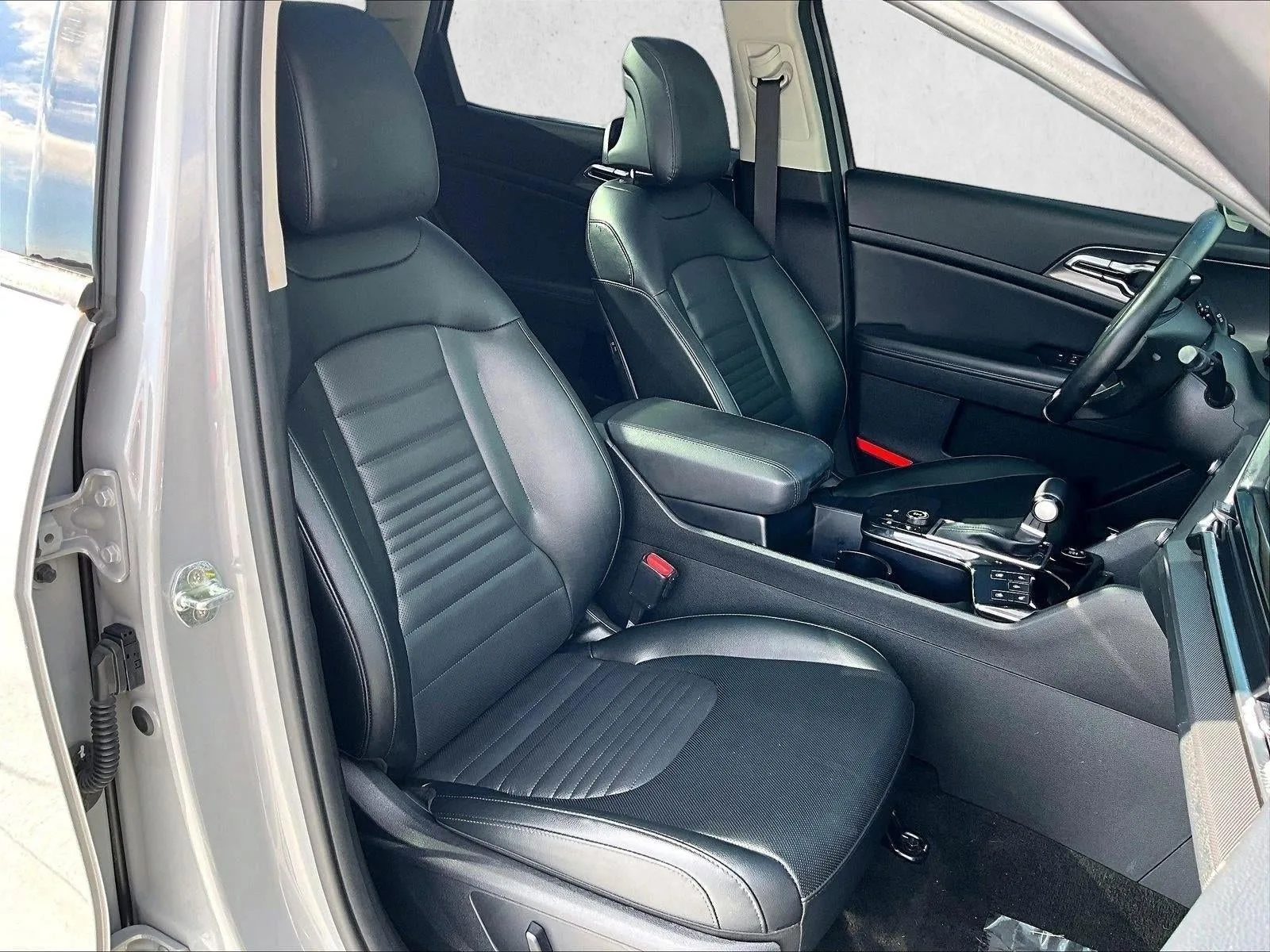2023 Kia Sportage SX-Prestige photo 9