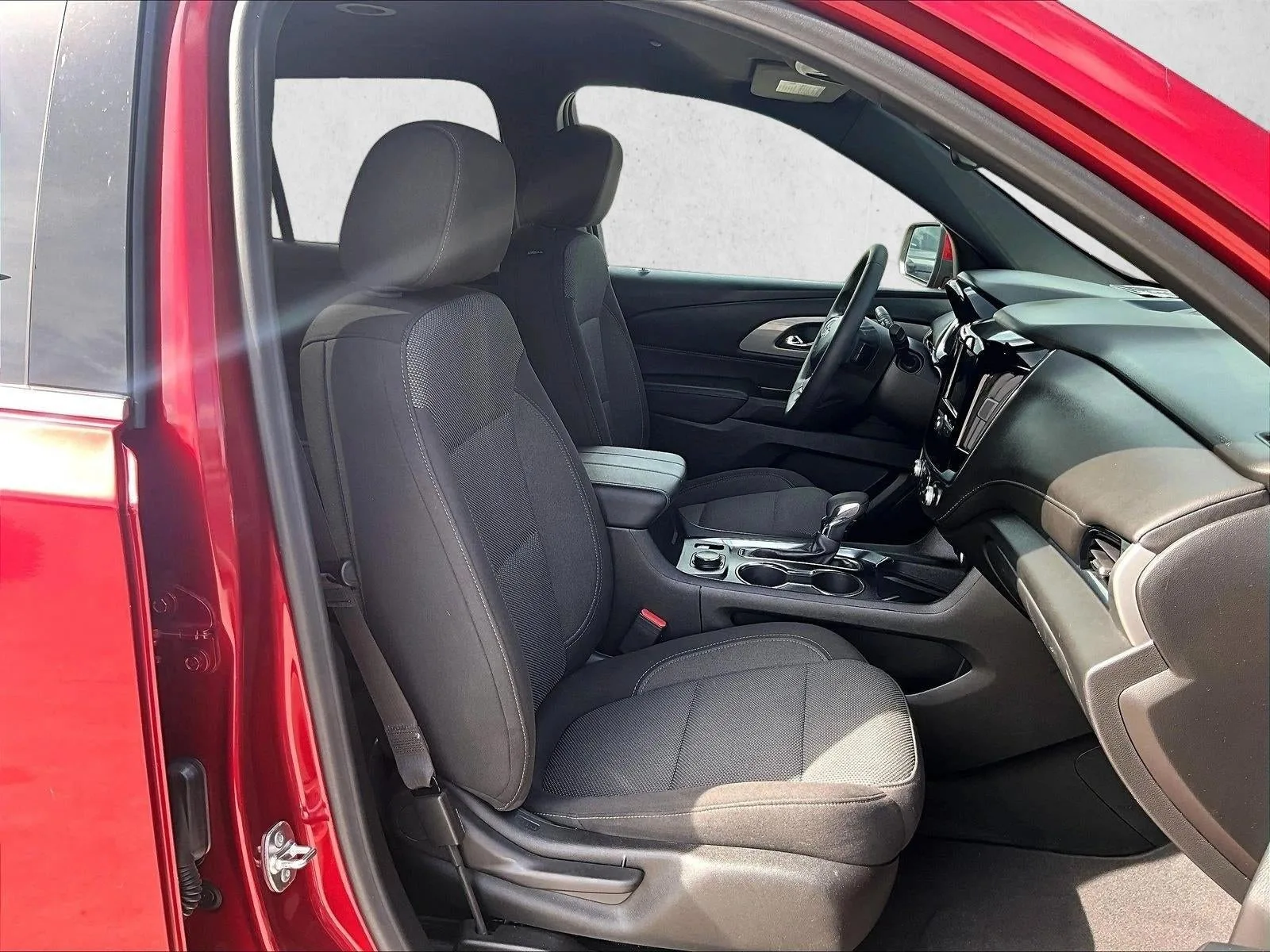 2024 Chevrolet Traverse Limited LT Cloth photo 9