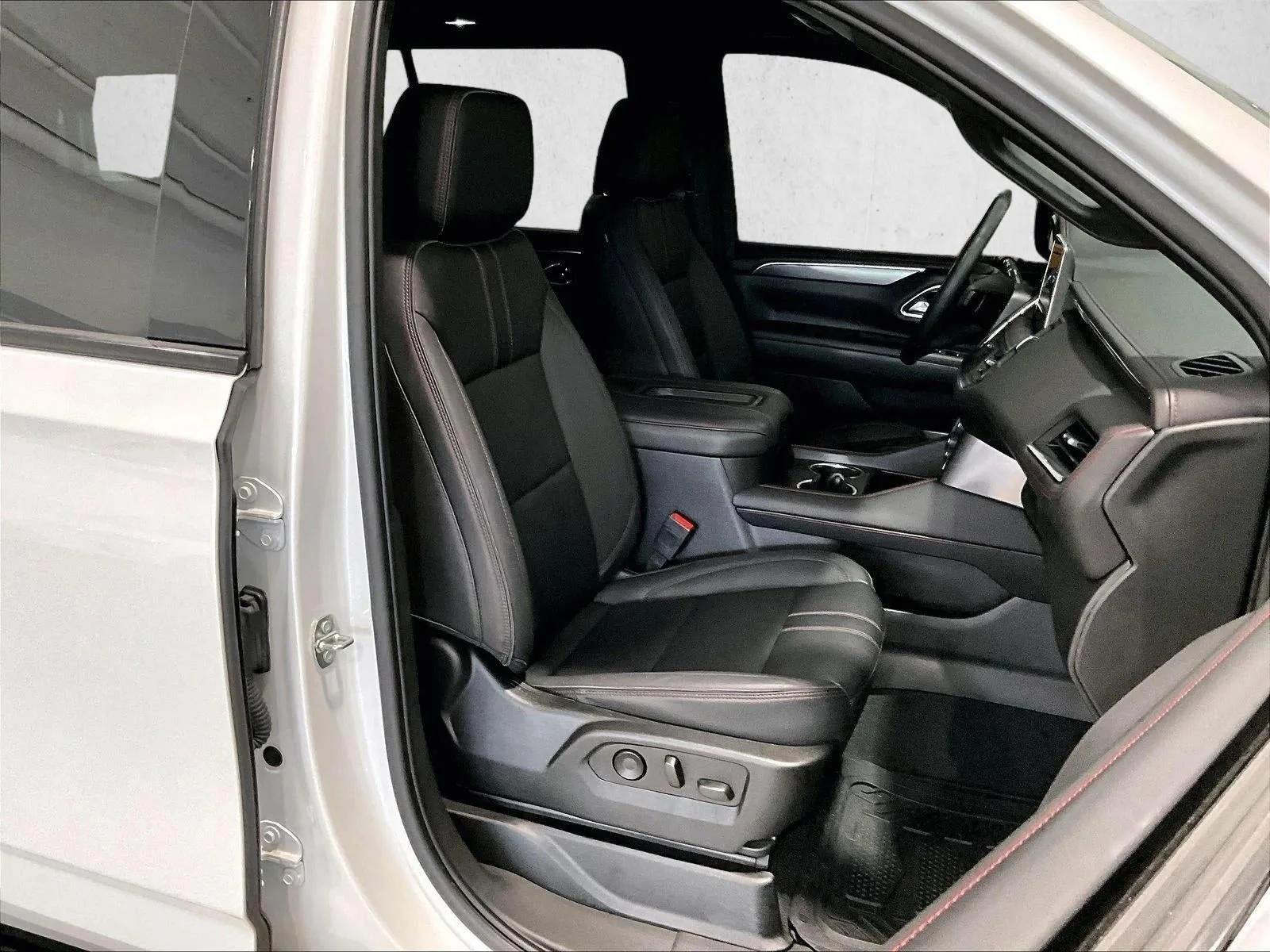 2023 Chevrolet Tahoe RST photo 9