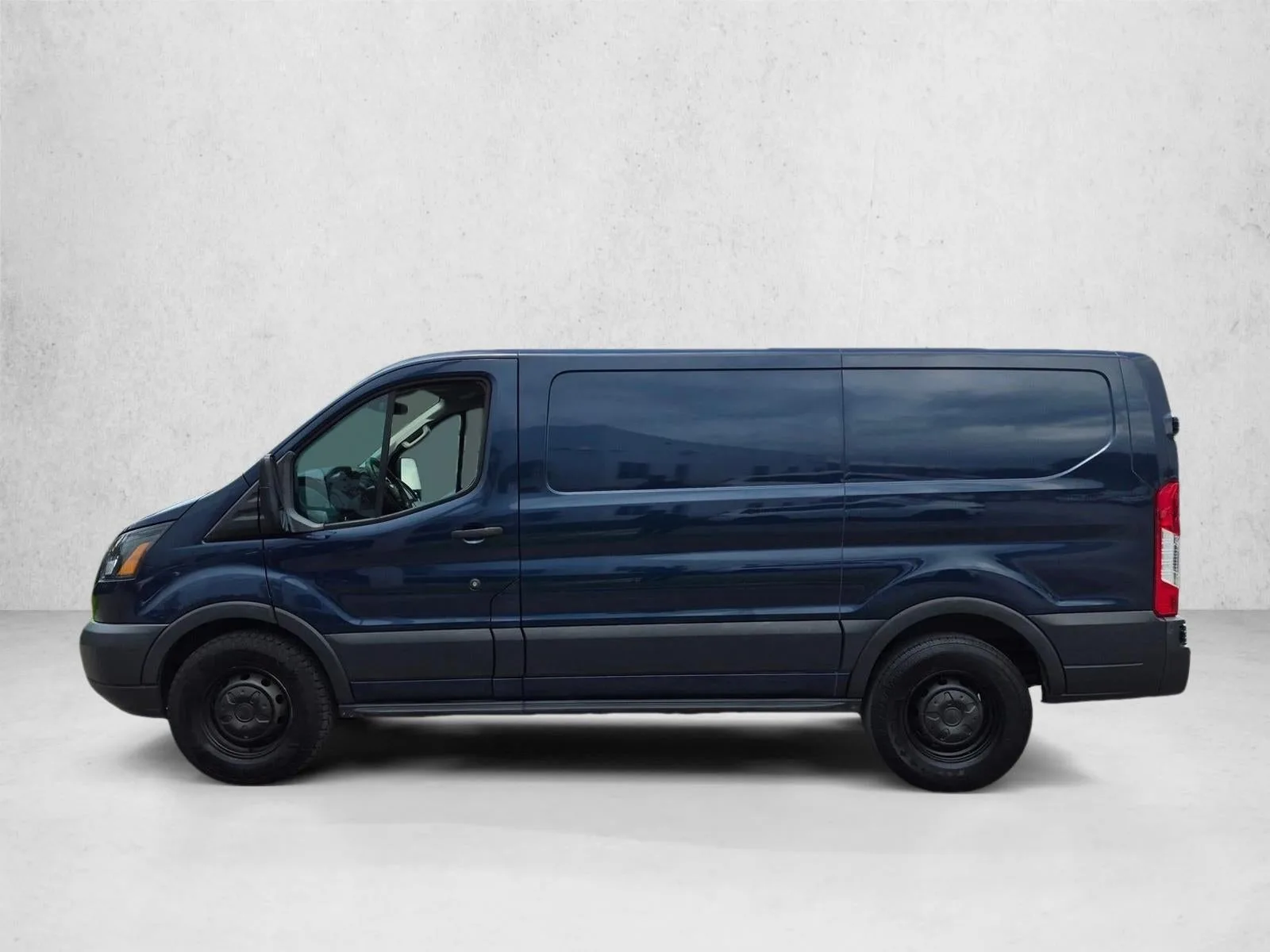 2018 Ford Transit Van T-150 130" Low Rf 8600 GVWR Swing-Out RH Dr photo 8