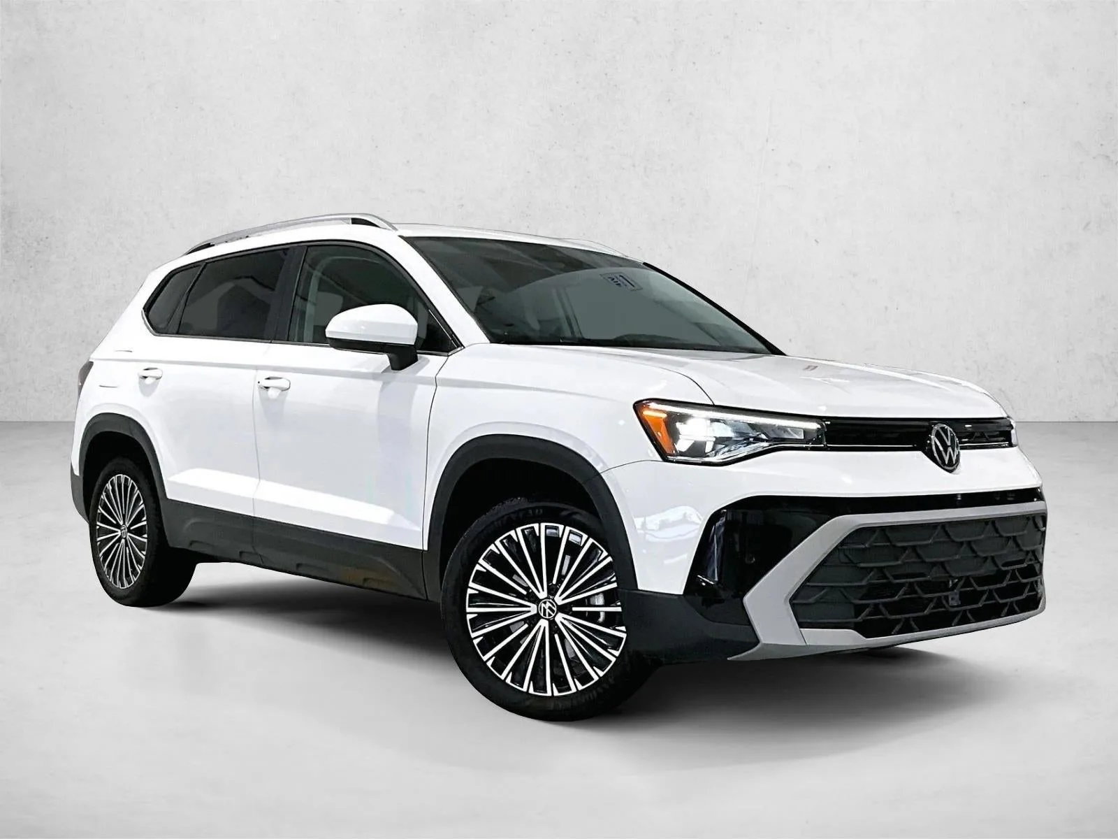 2025 Volkswagen Taos 1.5T SE photo 12