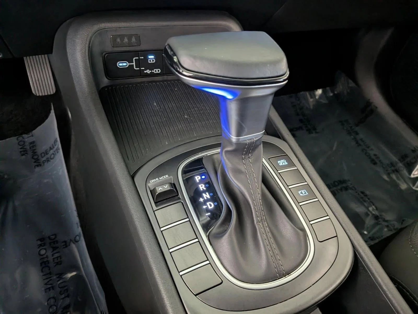 2025 Hyundai KONA SEL FWD photo 11